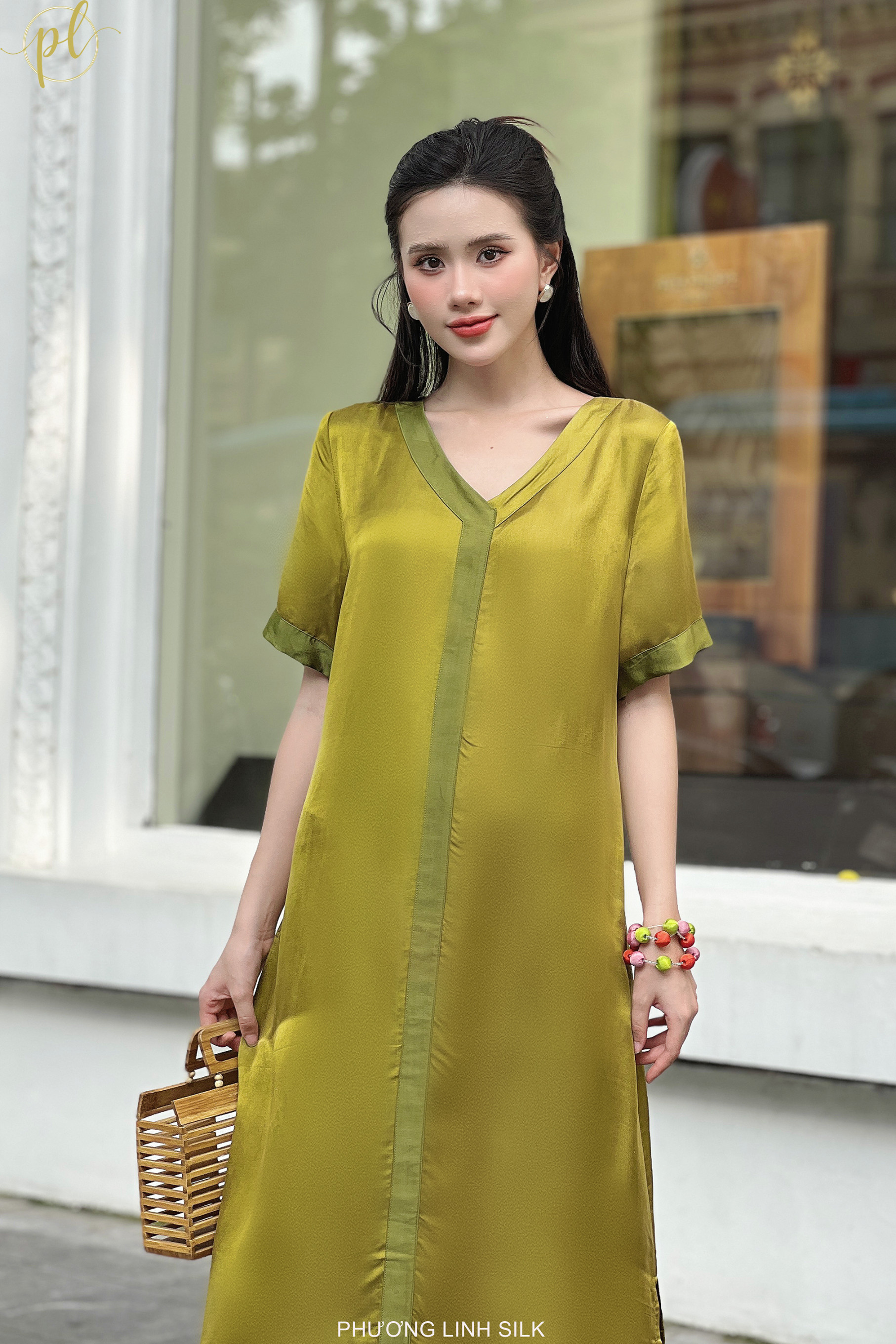 Đầm Lụa Trơn Đỏ – Thời Trang F2 - Chuyên Linen Cao Cấp