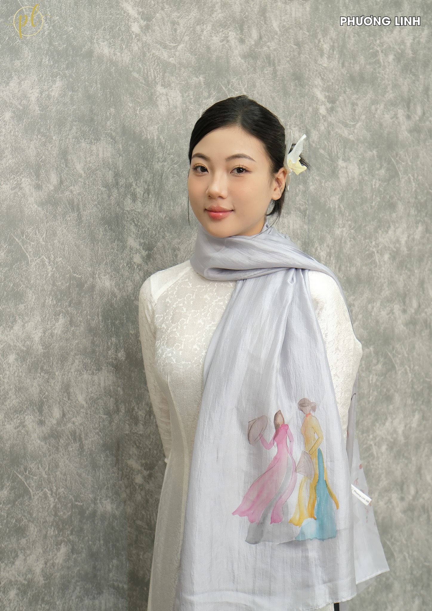 KHĂN LỤA VẼ MÀU NƯỚC NGHỆ THUẬT ĐỘC BẢN 100% TƠ TẰM HỒ GƯƠM VIỆT NAM