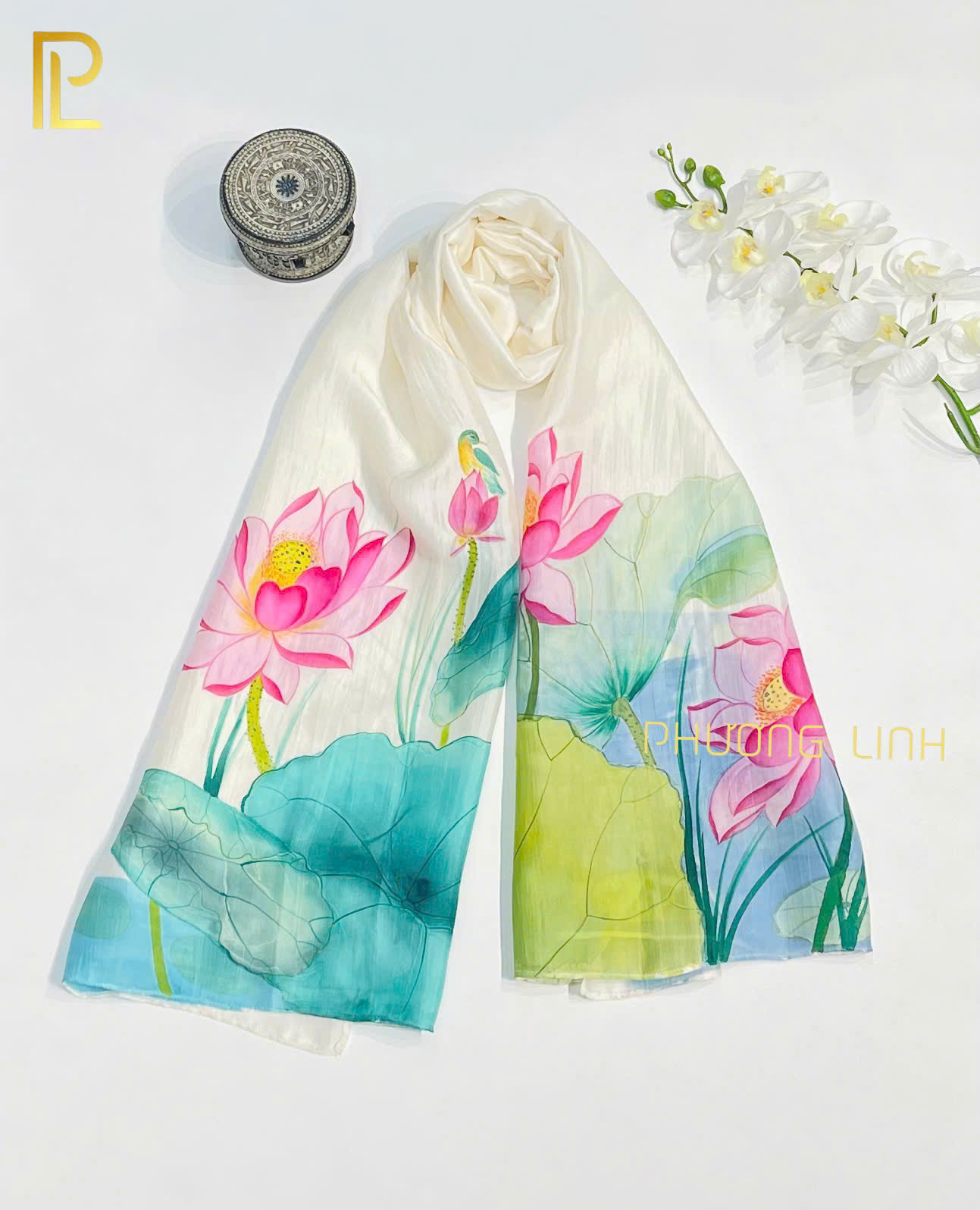 KHĂN LỤA HÀ ĐÔNG VẼ TAY THỦ CÔNG HOA SEN