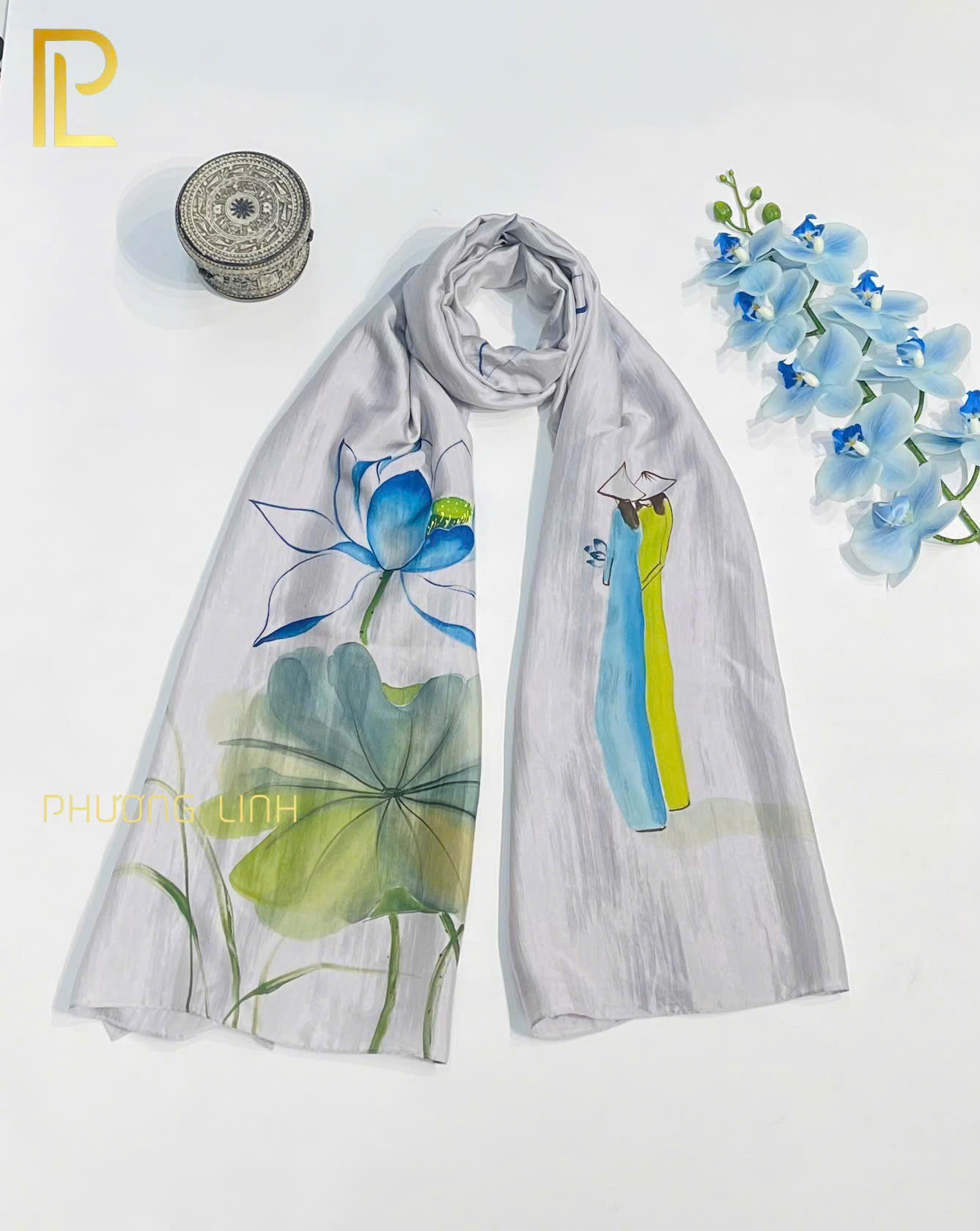 KHĂN LỤA HÀ ĐÔNG VẼ TAY THỦ CÔNG HOA SEN