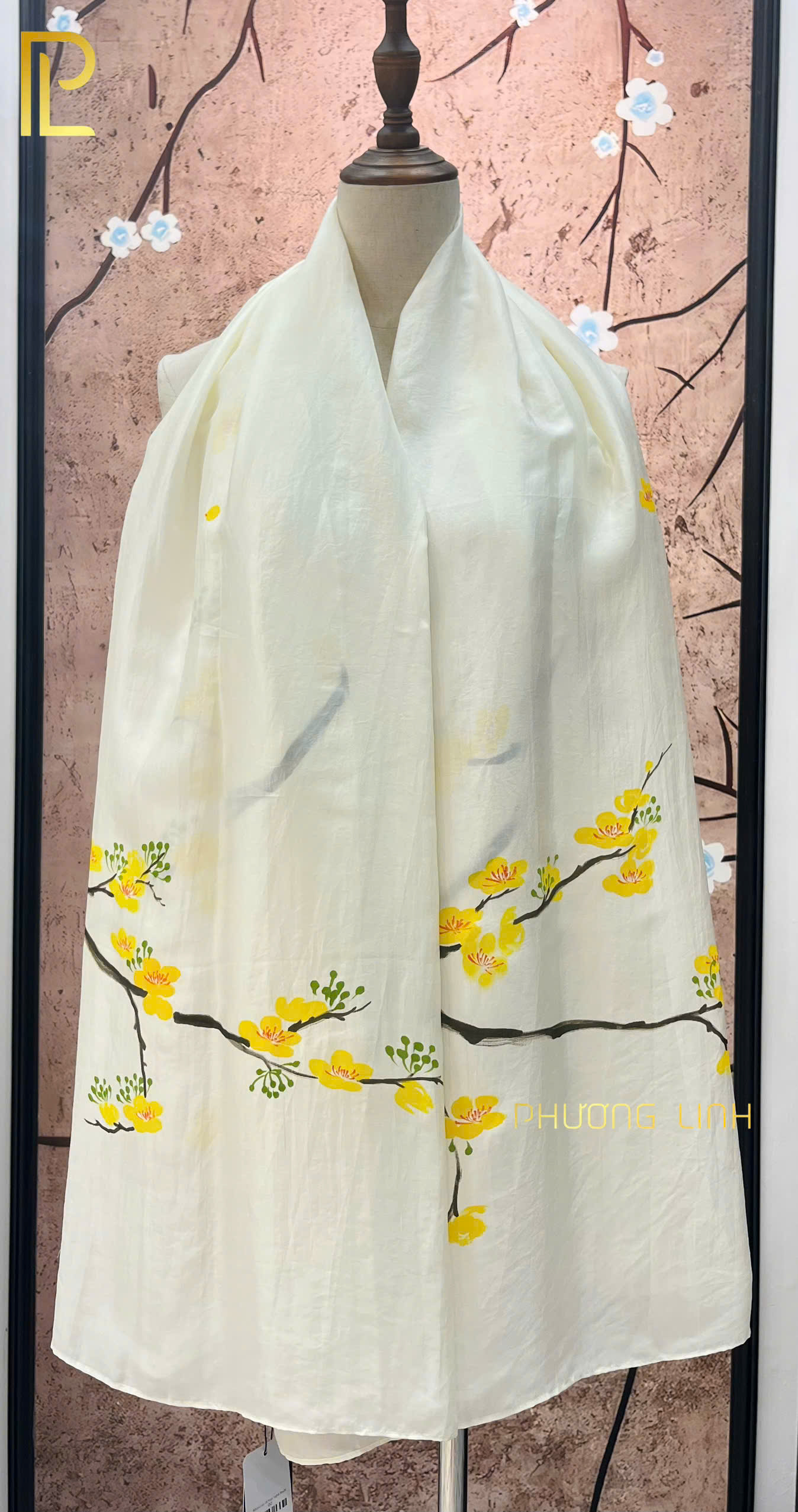 KHĂN LỤA HÀ ĐÔNG VẼ TAY NGHỆ THUẬT HOA MAI CAO CẤP