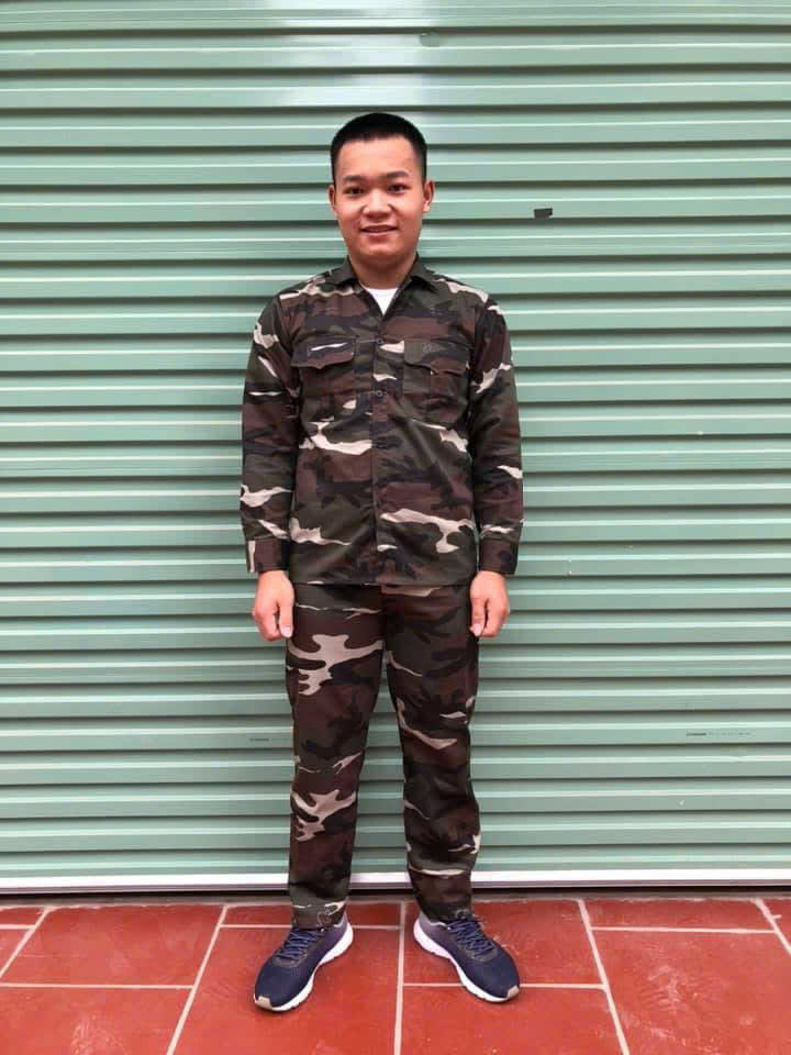 quan-ao-lao-dong-mau-ran-ri
