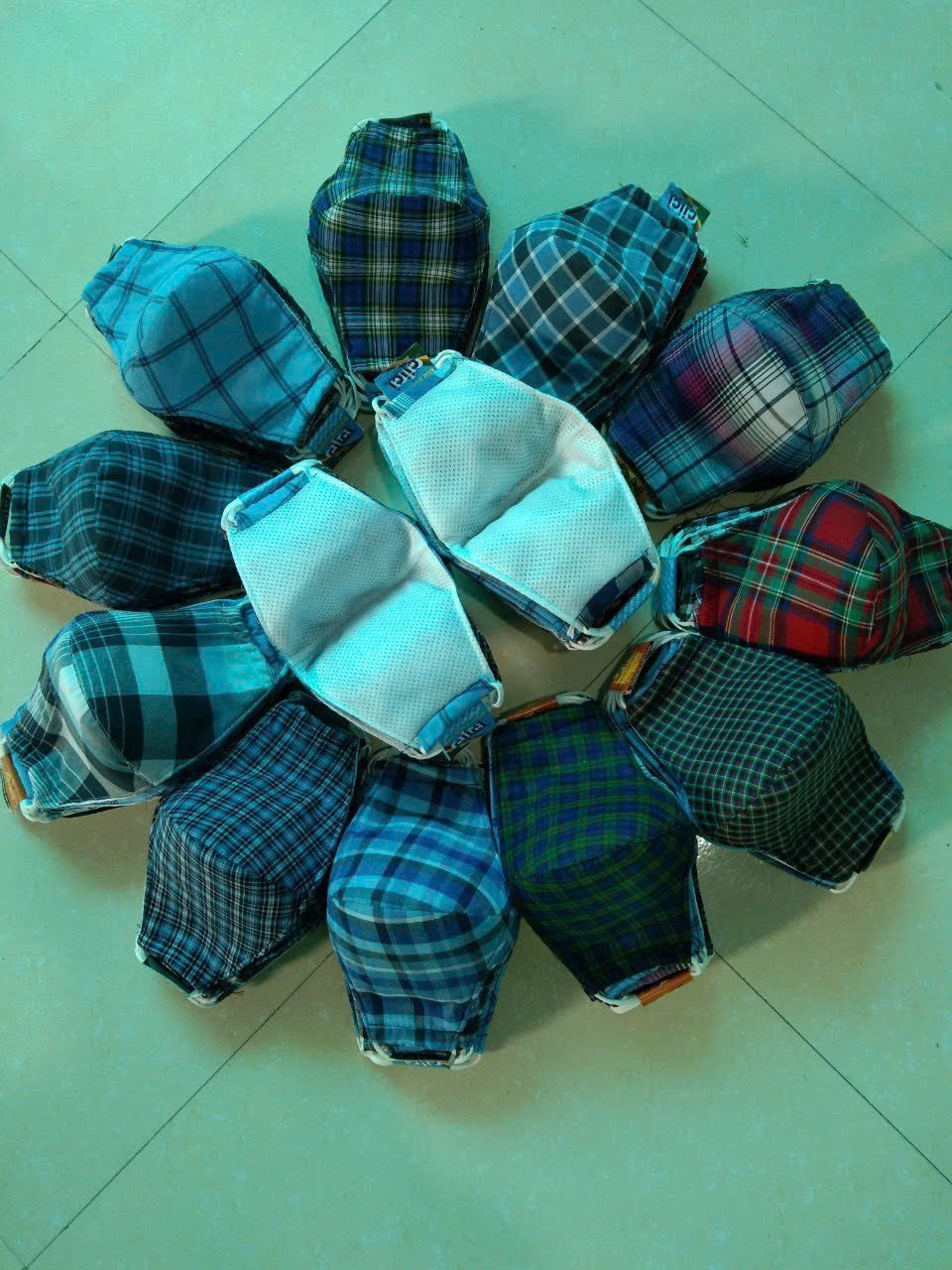 khau-trang-vai-3-lop