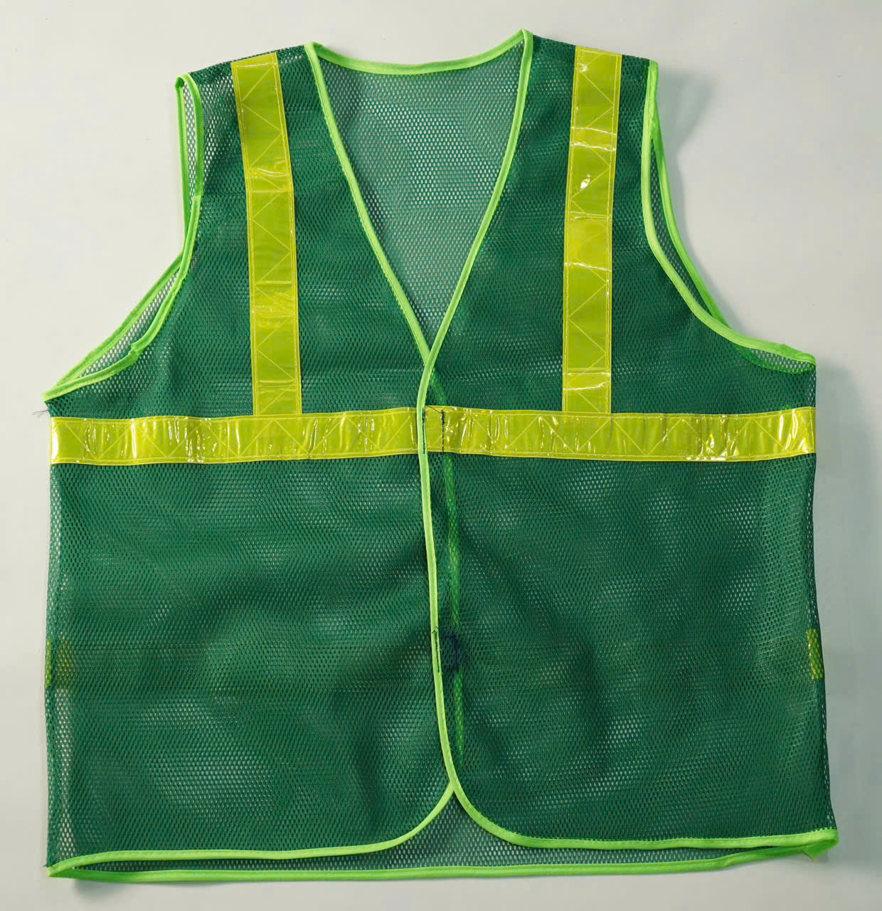 ao-luoi-phan-quang-mau-xanh-la