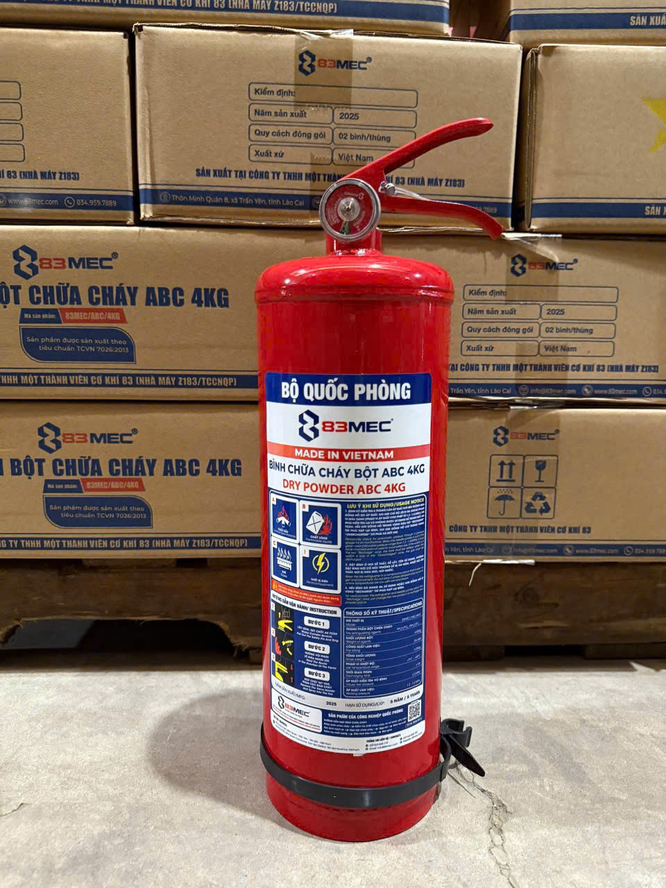 binh-chua-chay-bot-abc-4kg-bo-quoc-phong