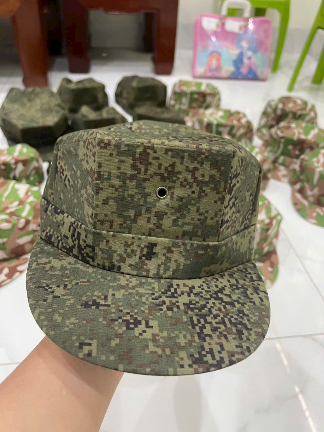 mu-luoi-trai-ran-ri-ky-thuat-so
