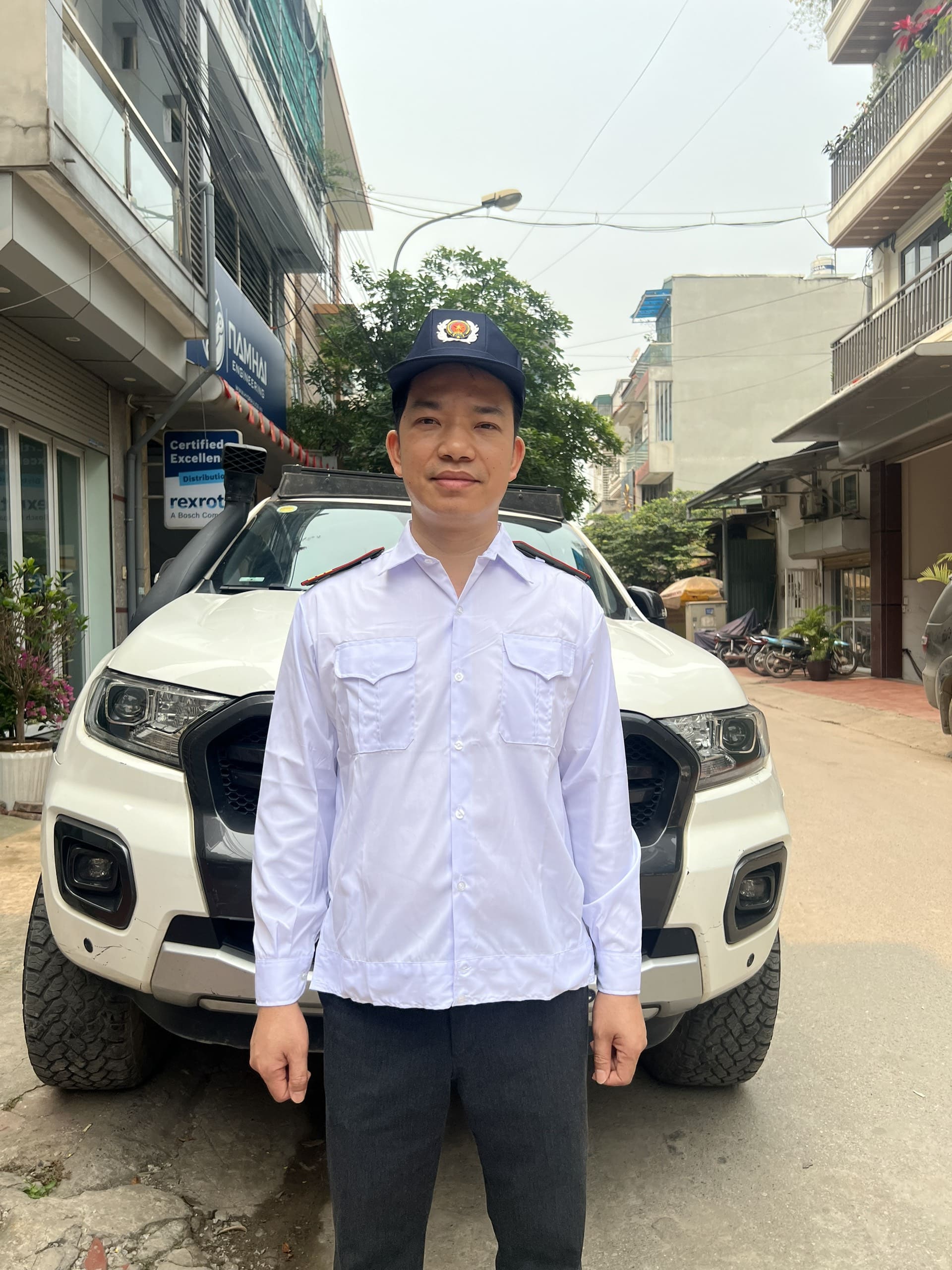 quan-ao-bao-ve-mau-trang-ko-phu-kien