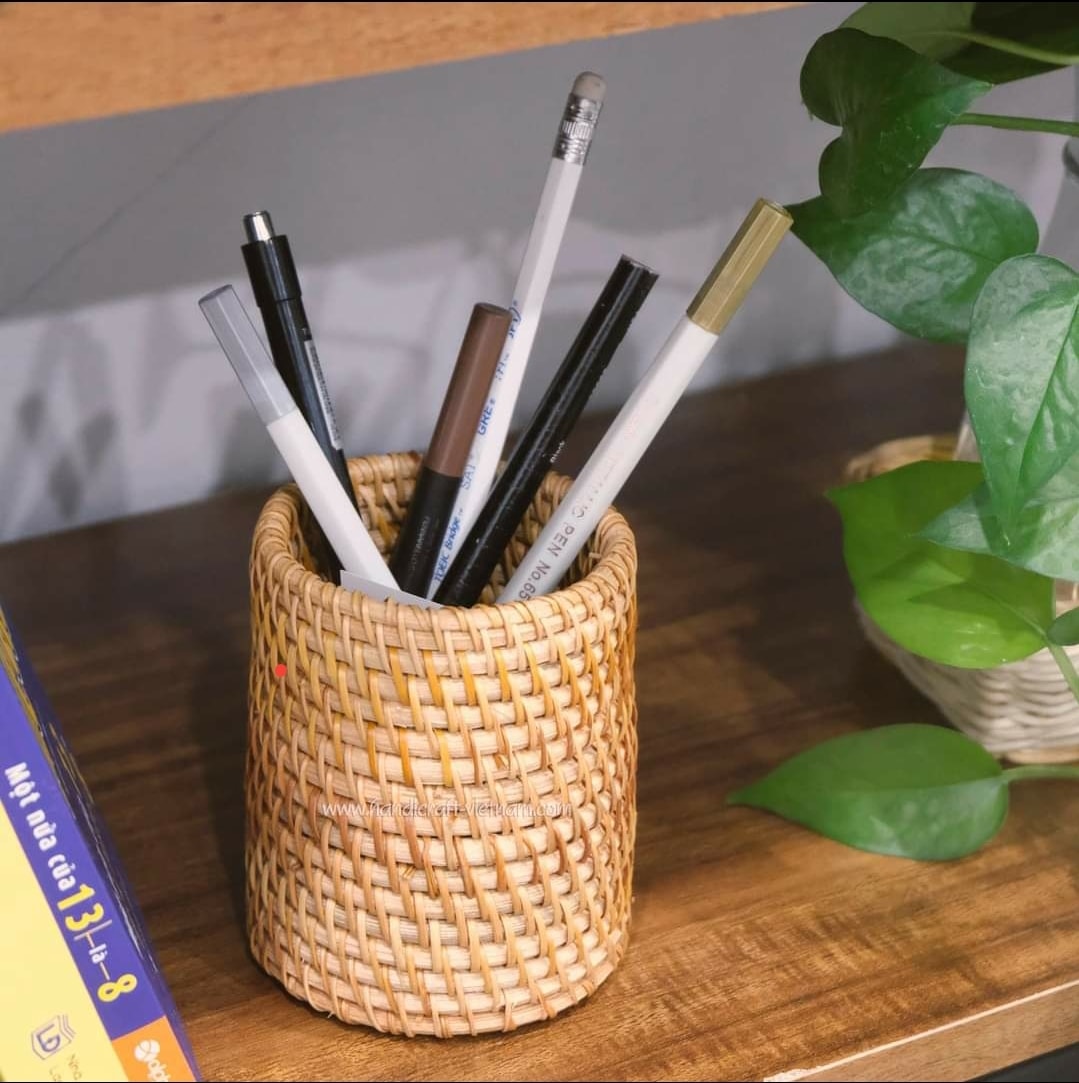 Cốc guột hình trụ tròn