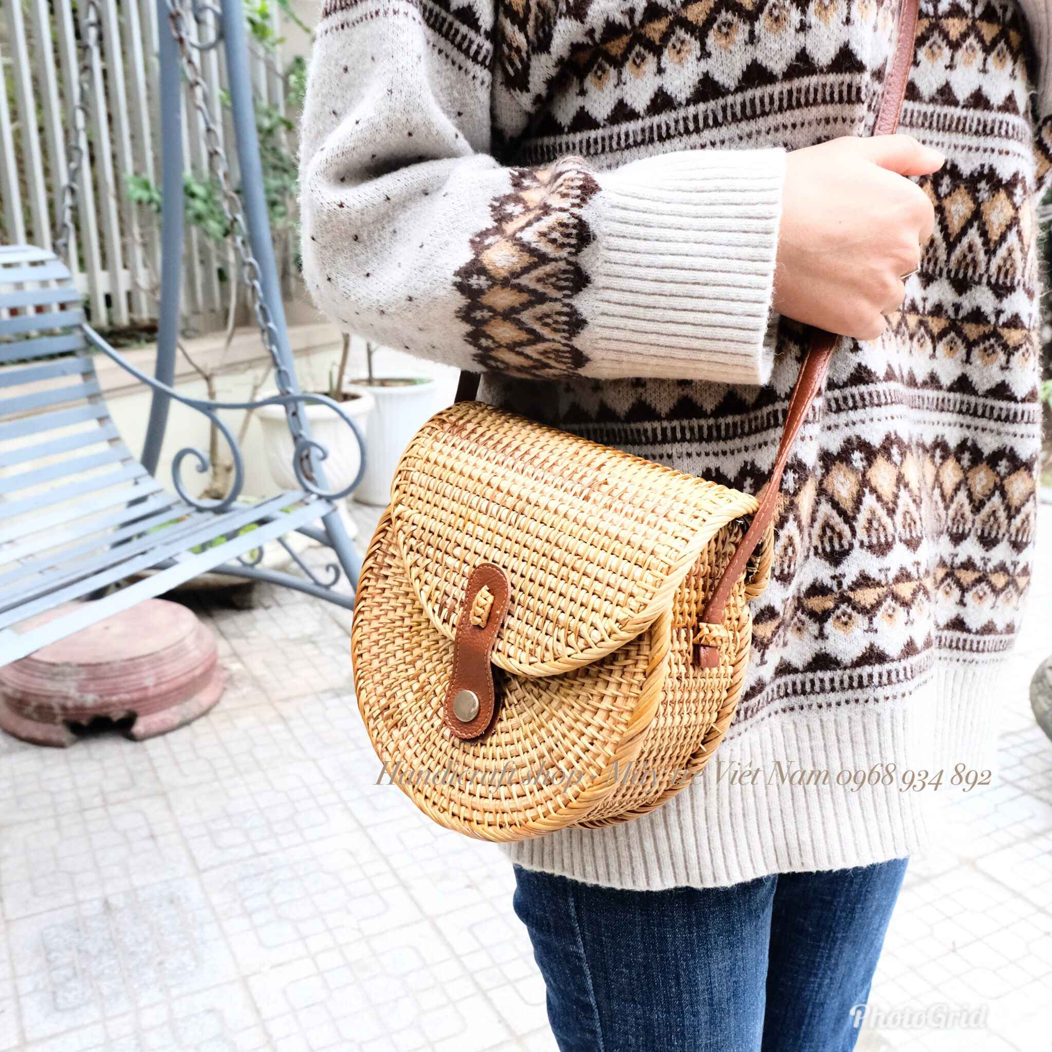 Túi mây Bán nguyệt