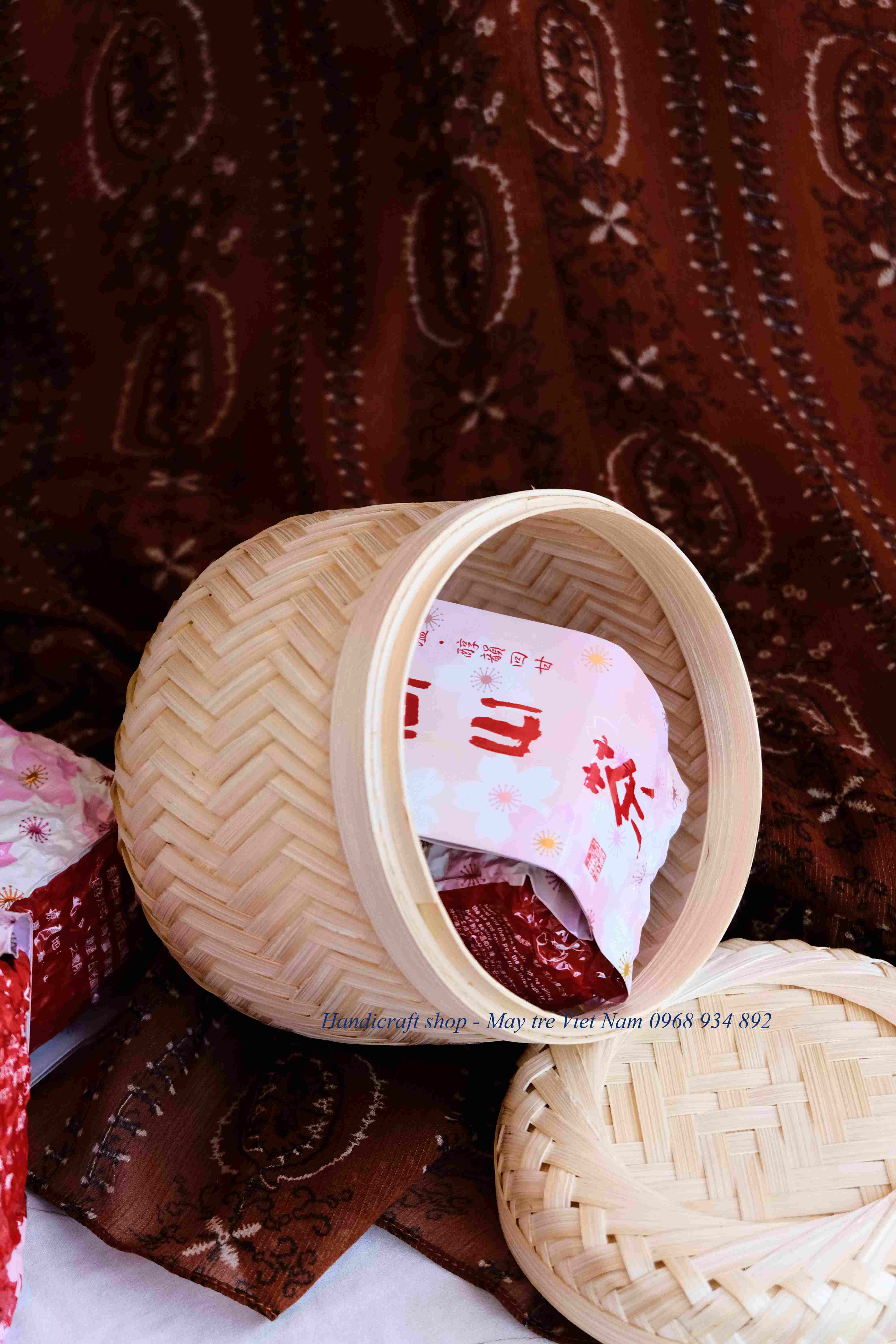 Hộp chè nan bọng