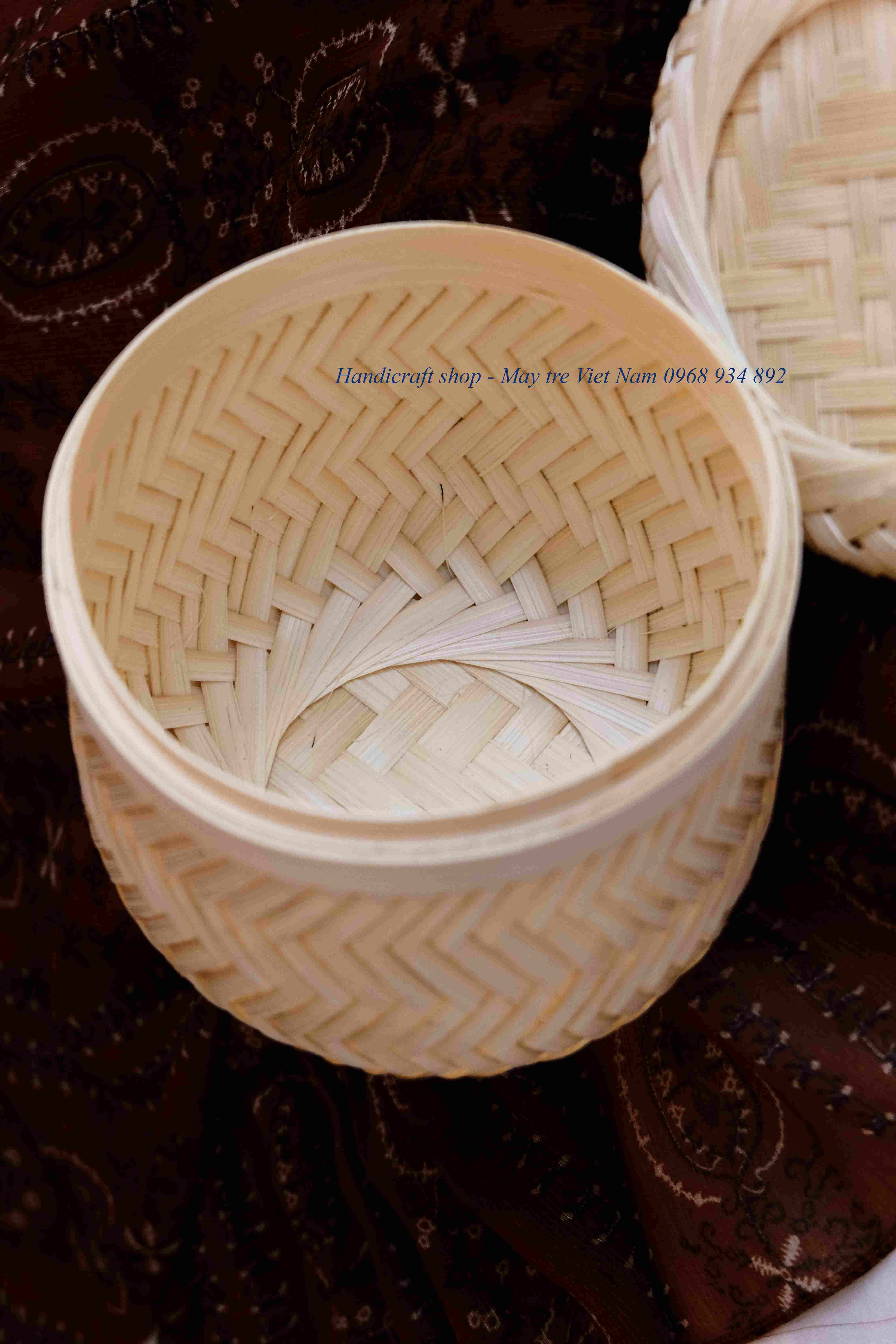 Hộp chè nan bọng