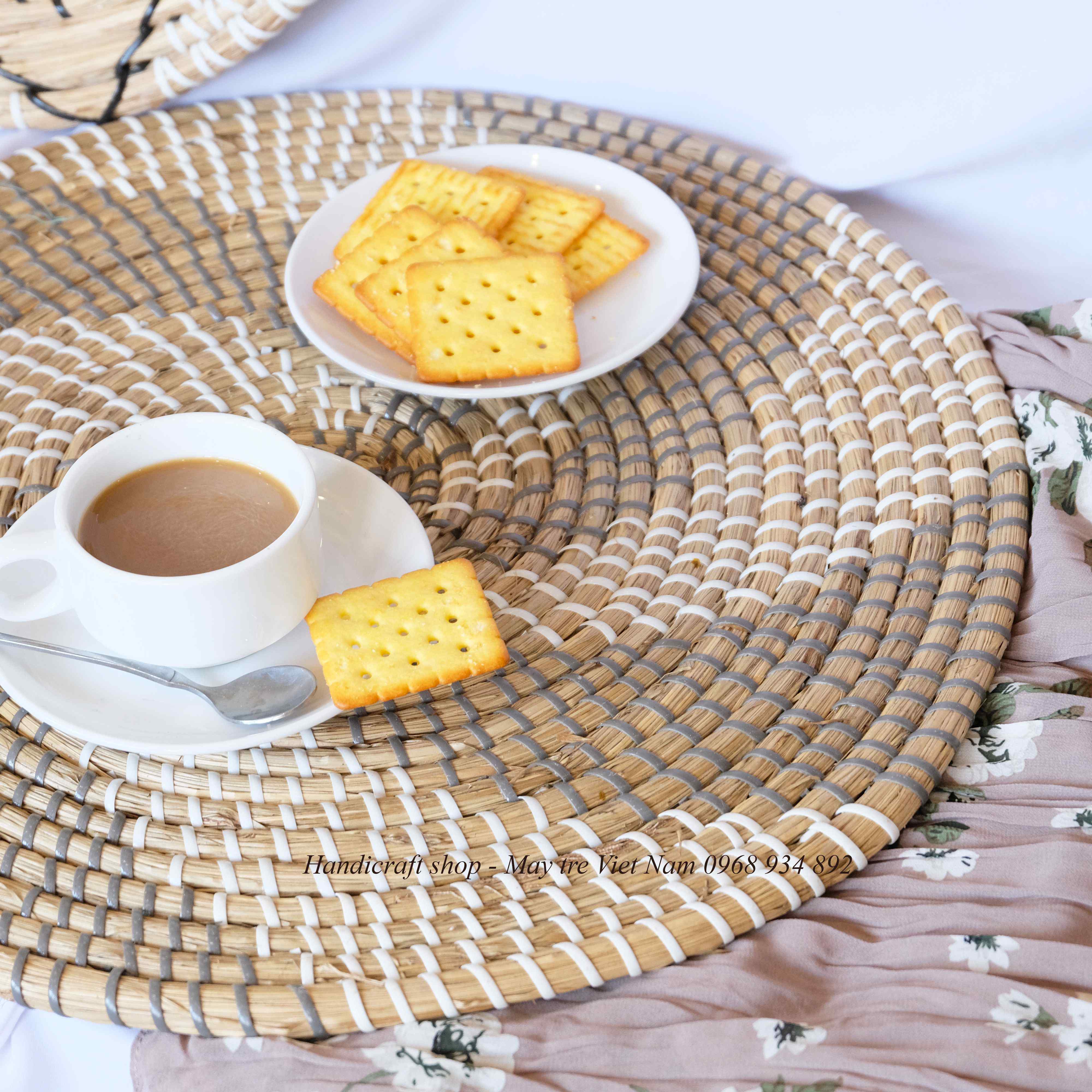 Đĩa cói họa tiết lốc xoáy (đáy phẳng)