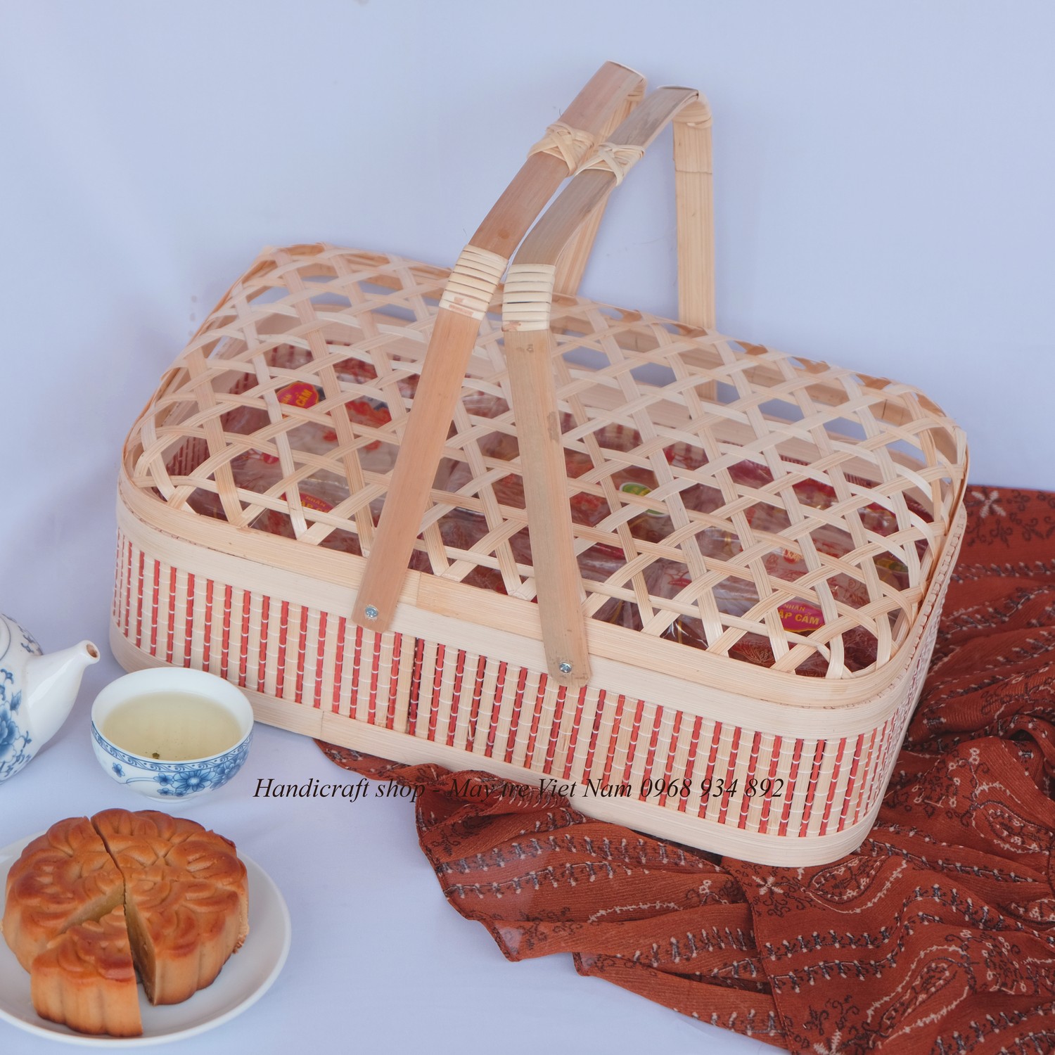 Giỏ tre nắp mắt cáo (Có quai)