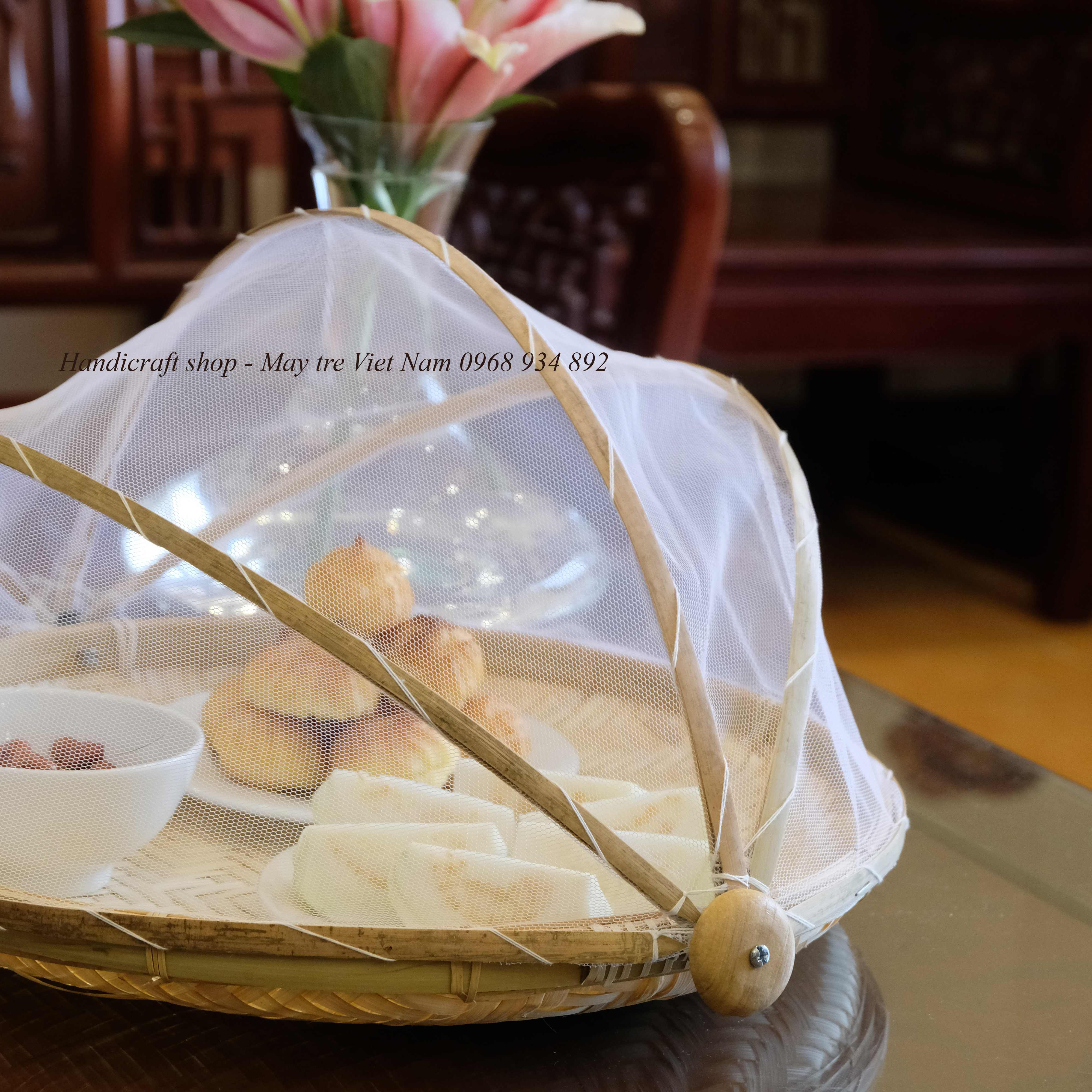 Lồng bàn có màn che tròn