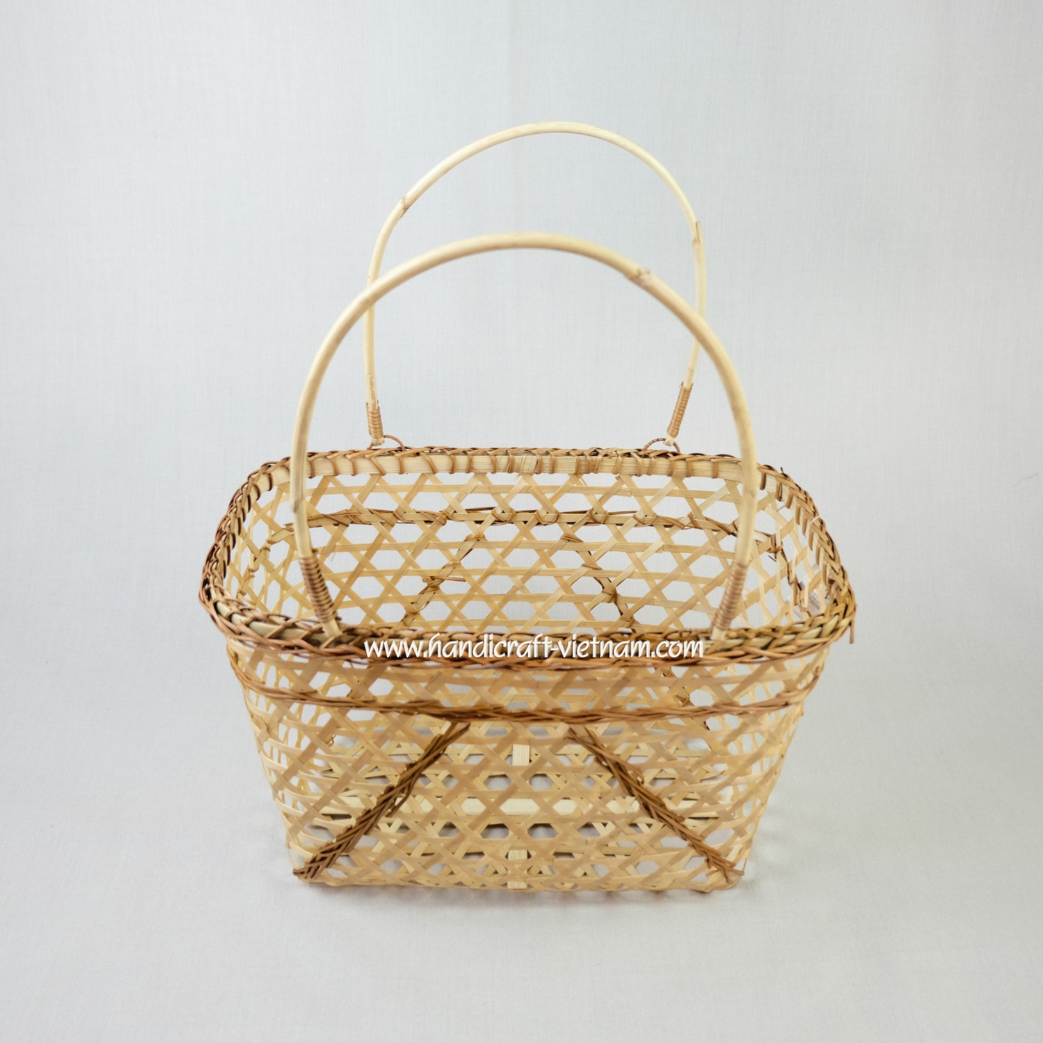 Túi xách tre quai mây