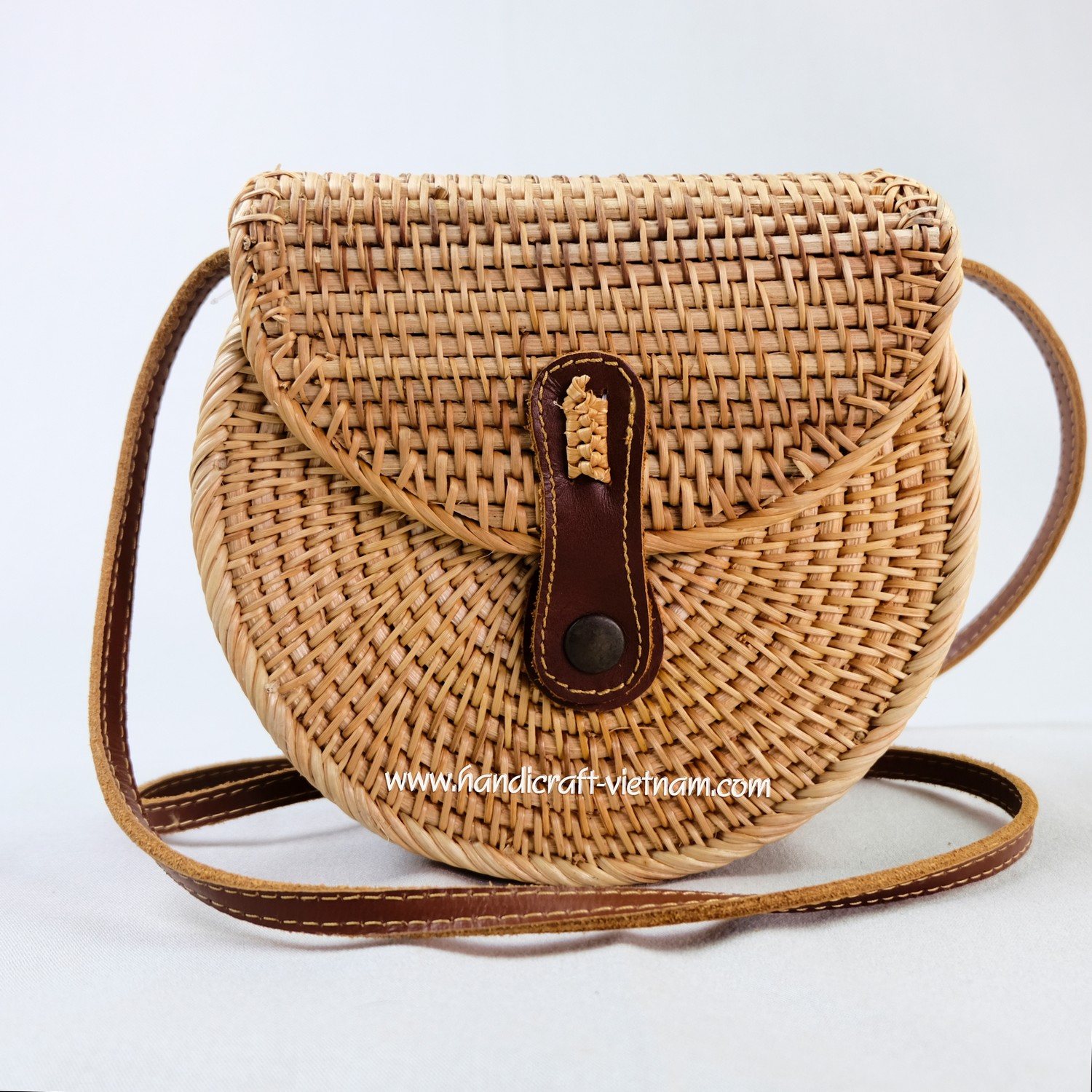 Túi mây Bán nguyệt