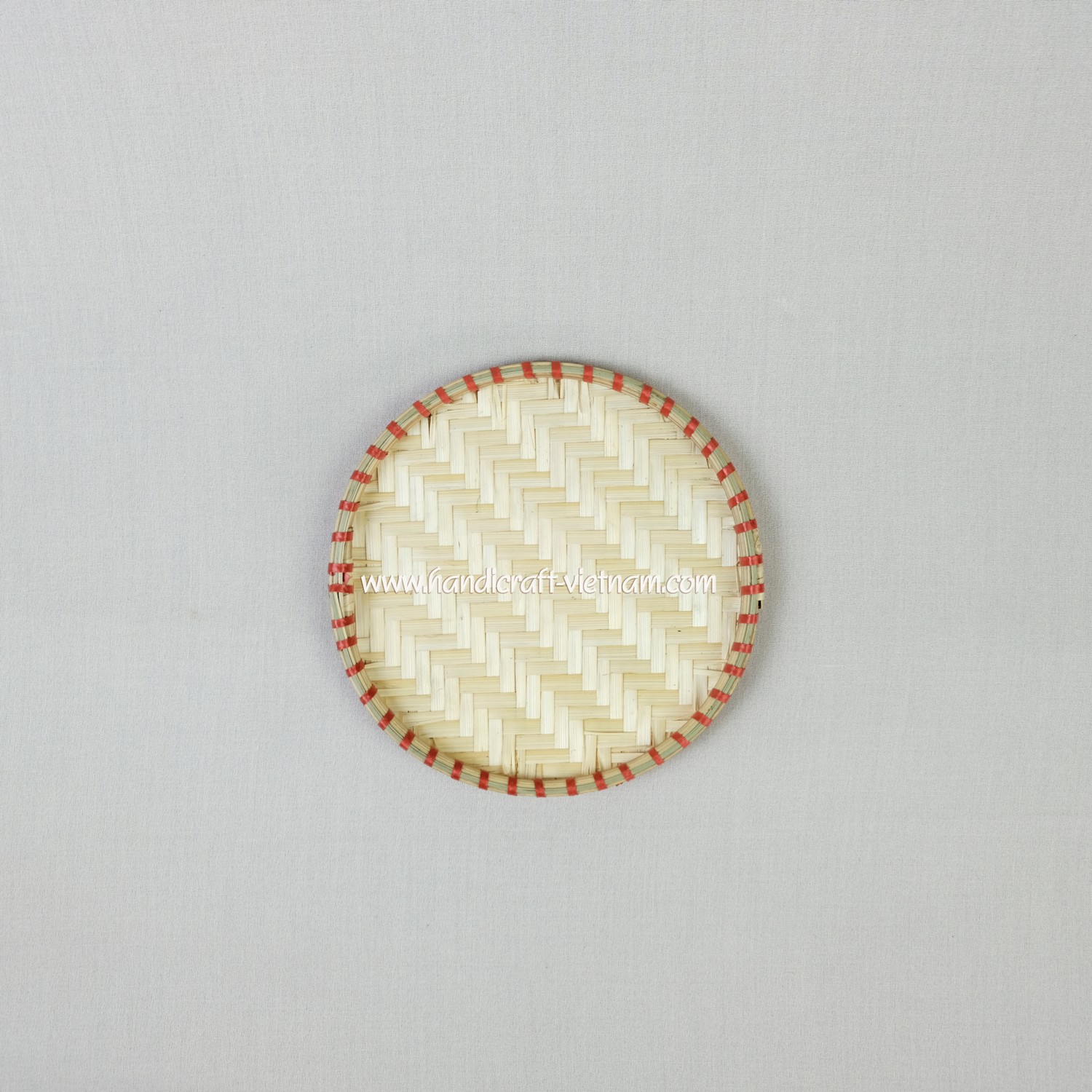Mẹt tre viền dây nhựa
