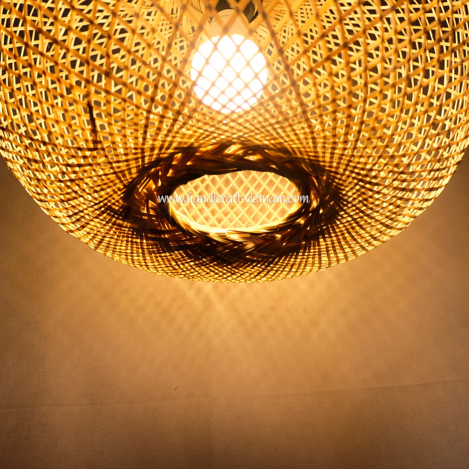 Chao đèn thiên nga