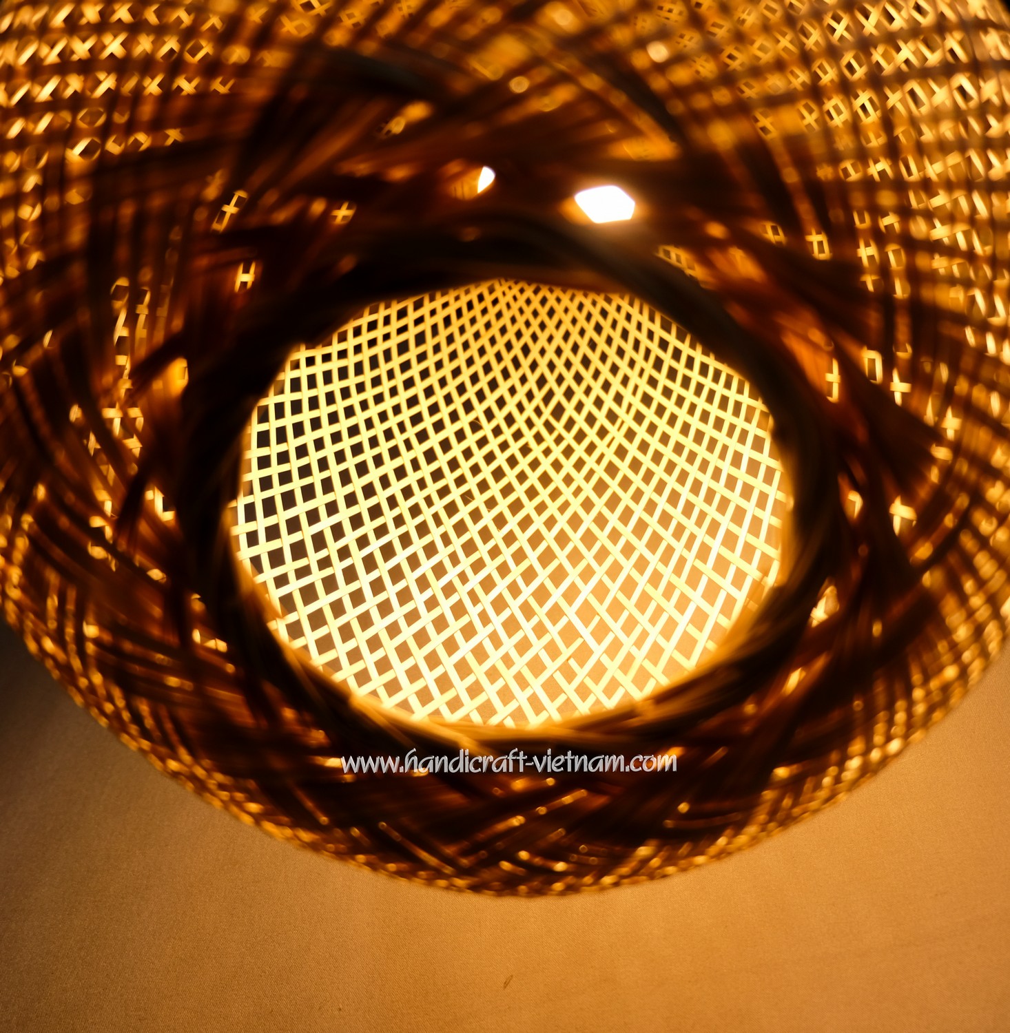 Chao đèn phượng hoàng