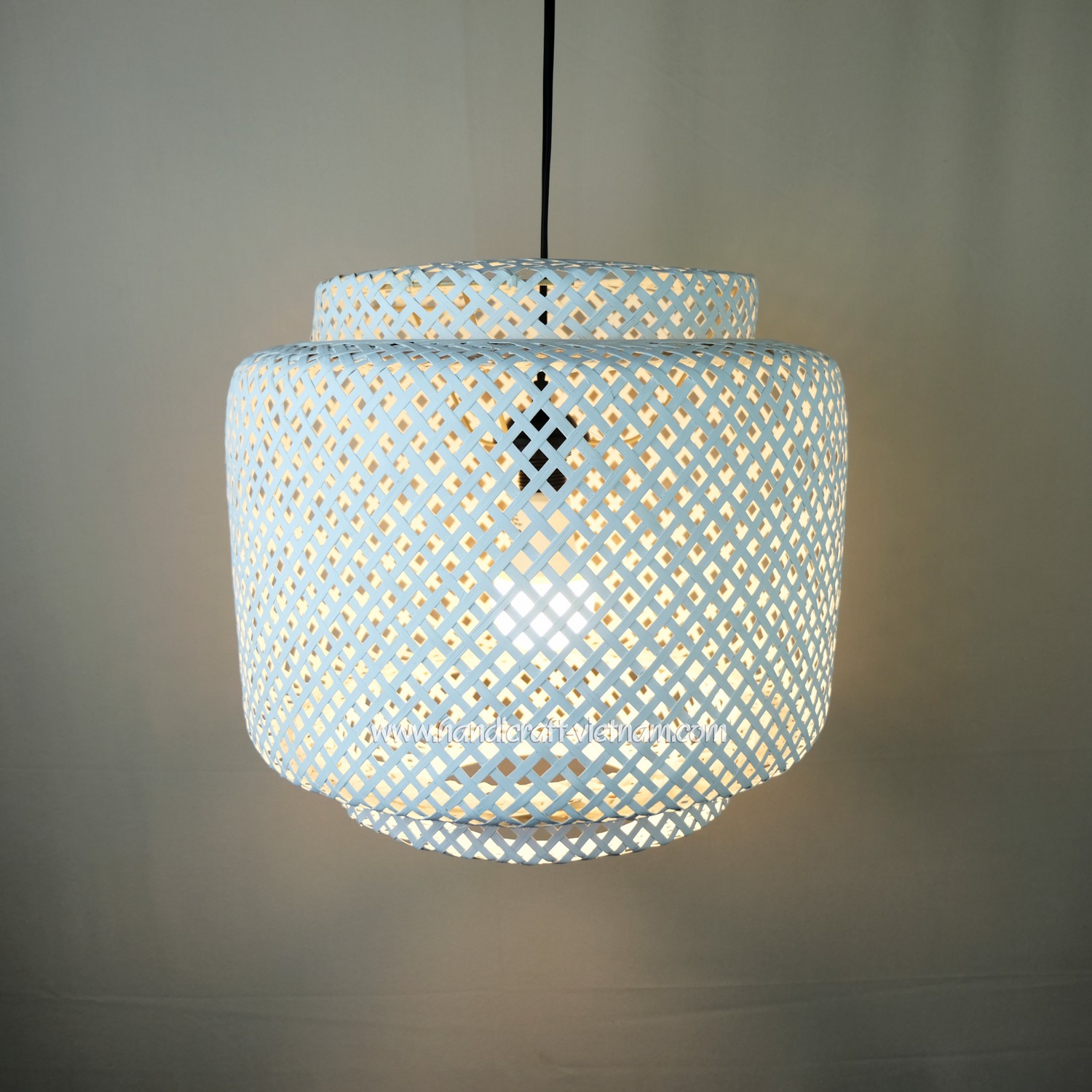 Chao đèn 3 tầng màu trắng