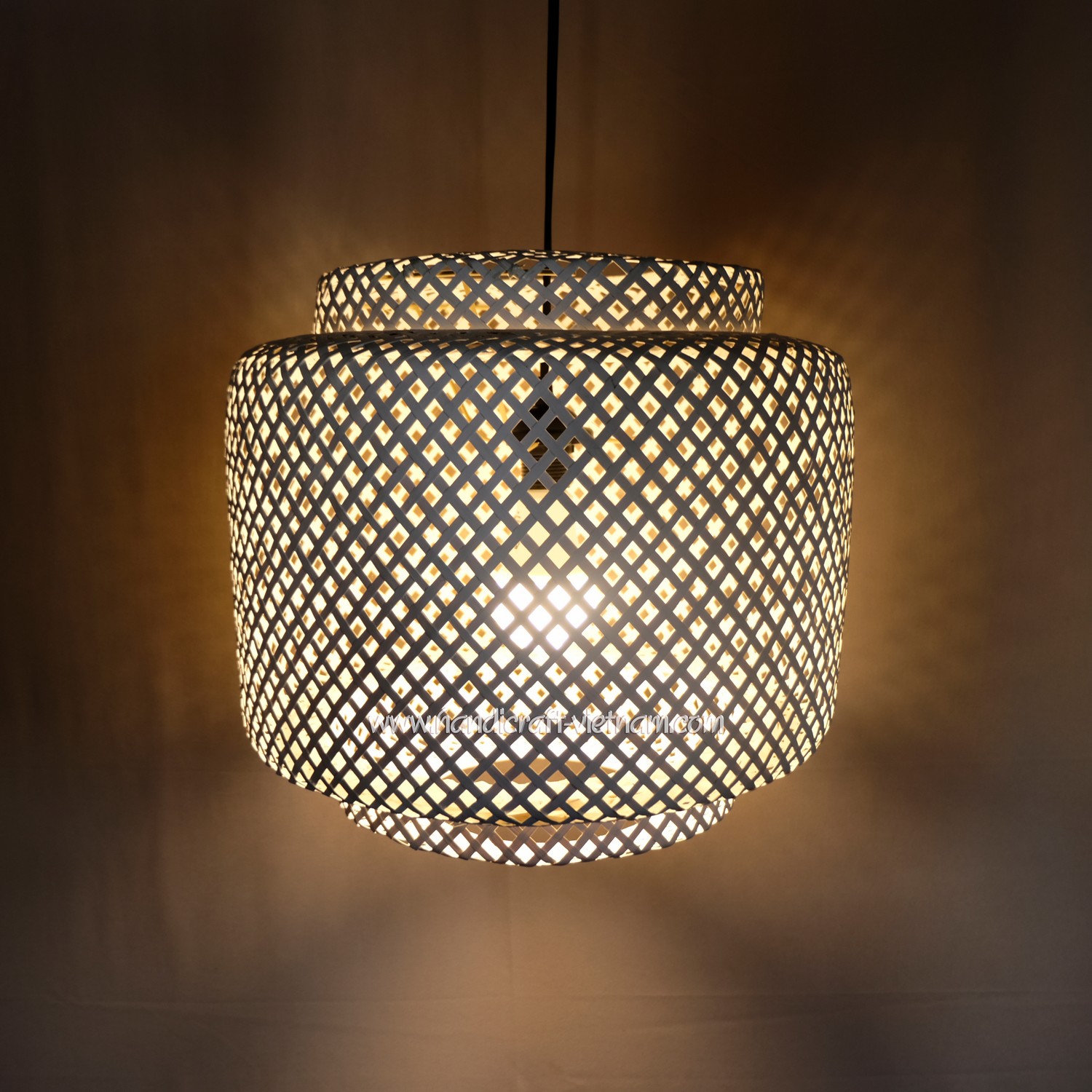 Chao đèn 3 tầng màu trắng