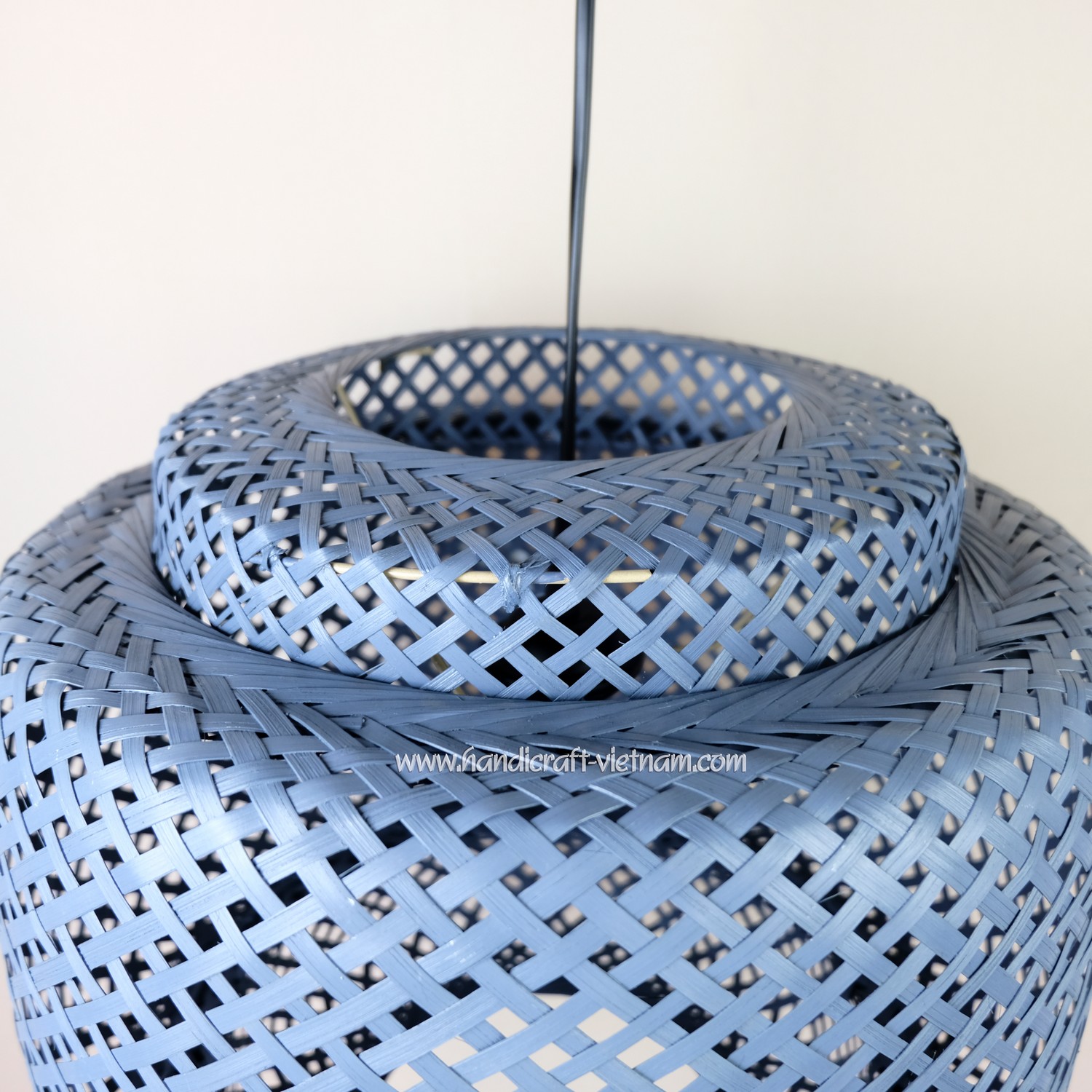 Chao đèn 3 tầng màu xám