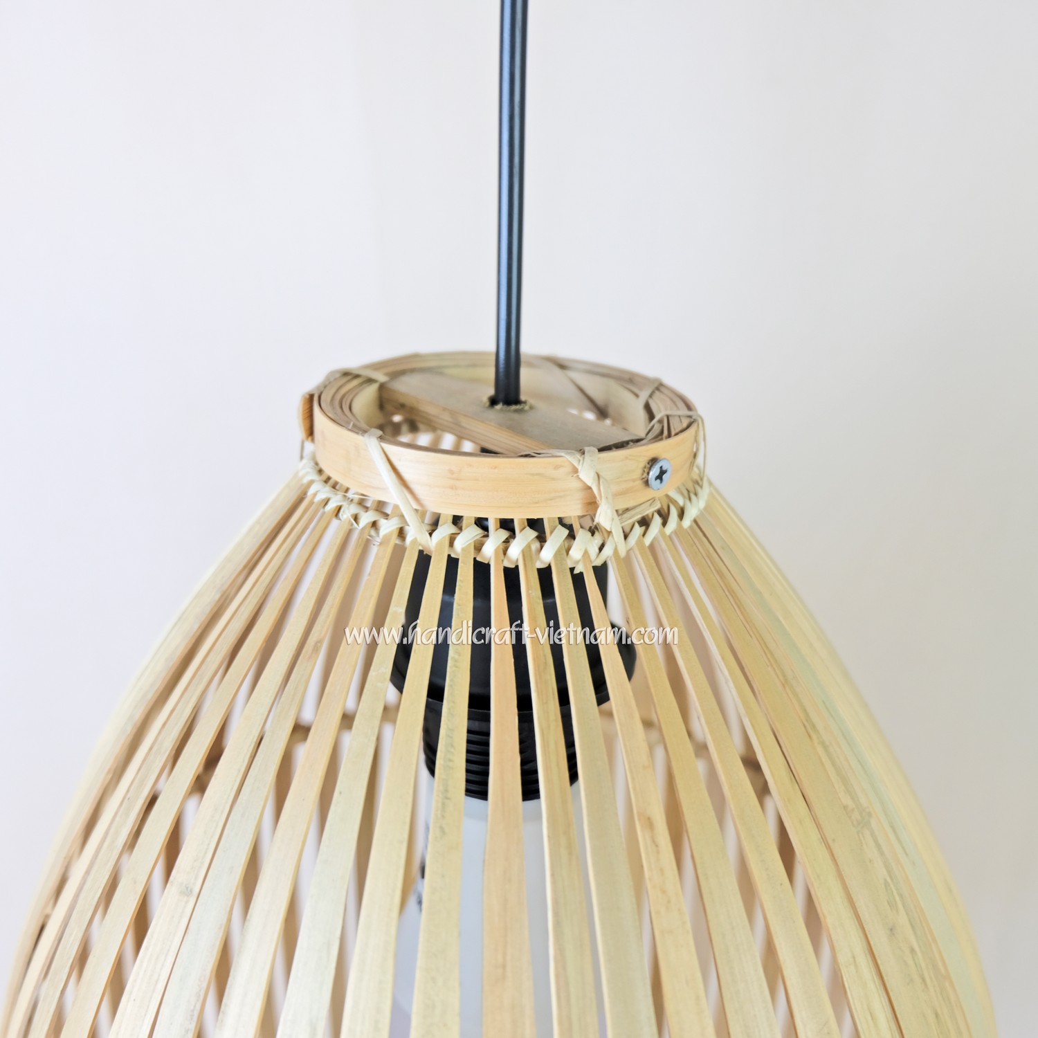 Chao đèn Trúc San