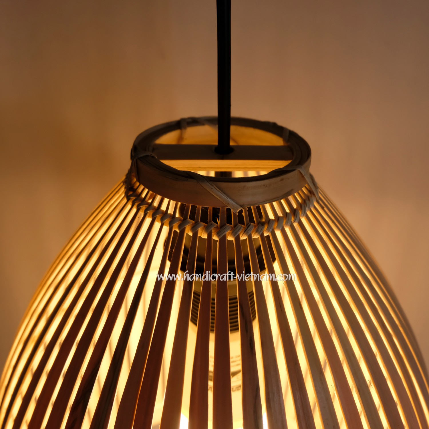 Chao đèn Trúc San