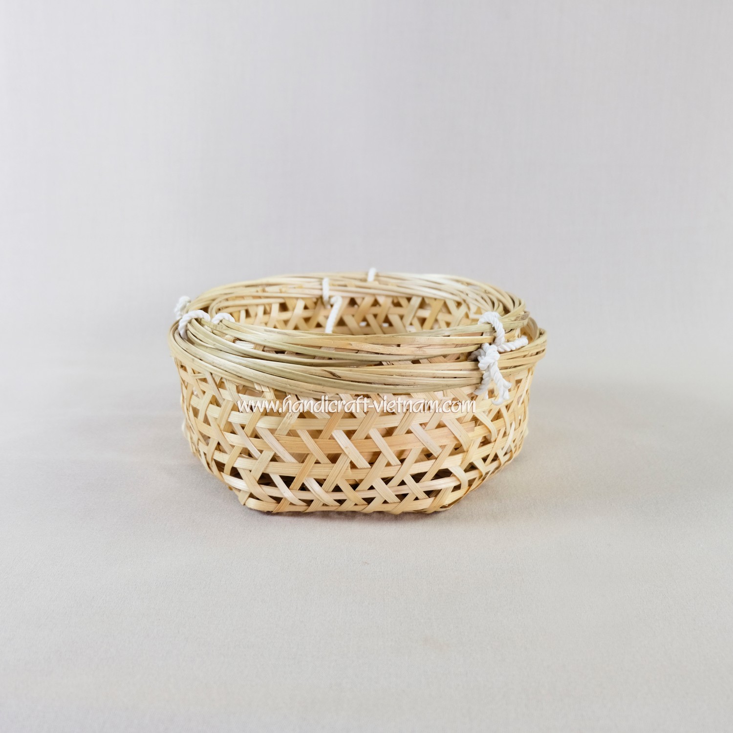 Giỏ tre 3 tầng (quai thừng)