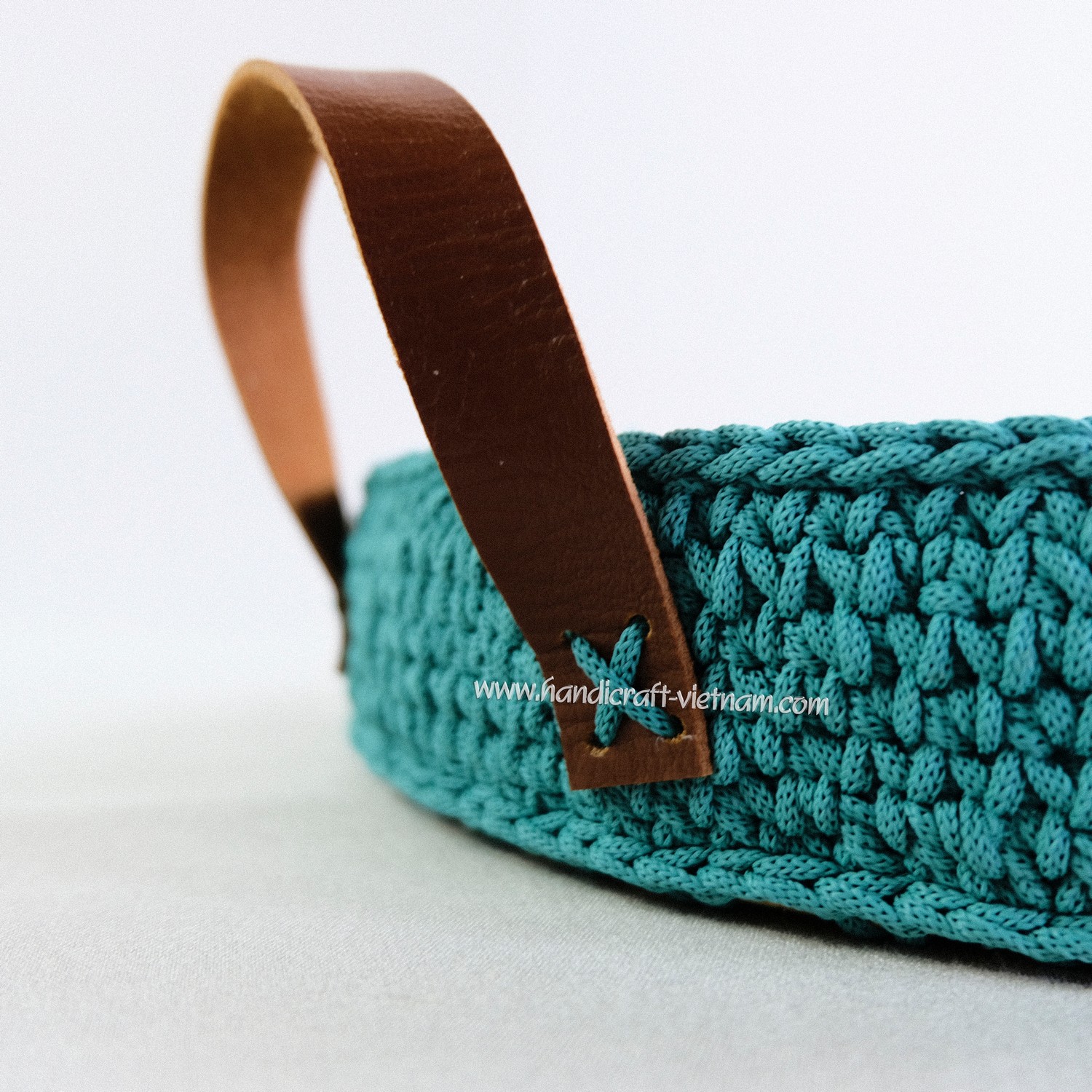 Khay sợi (Quai da)