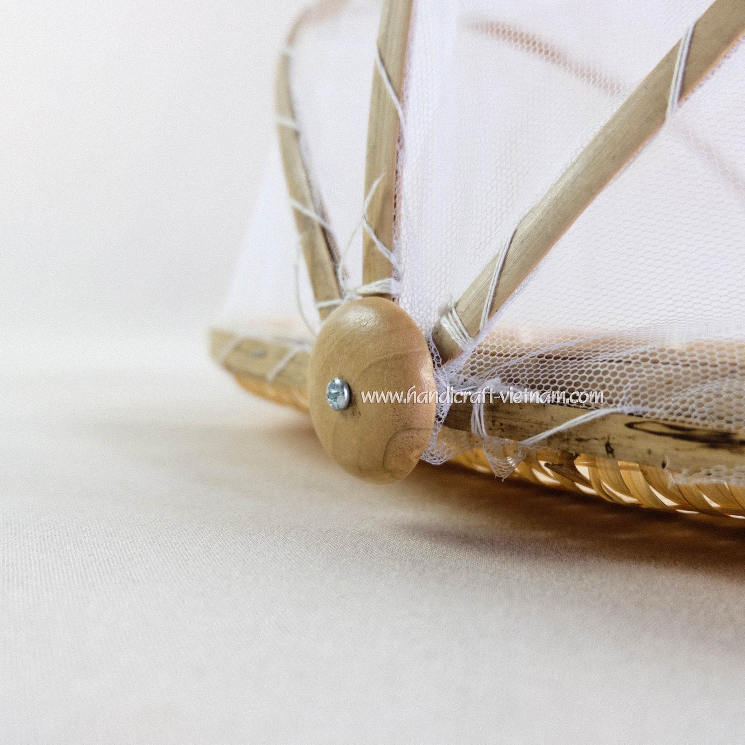 Lồng bàn có màn che chữ nhật