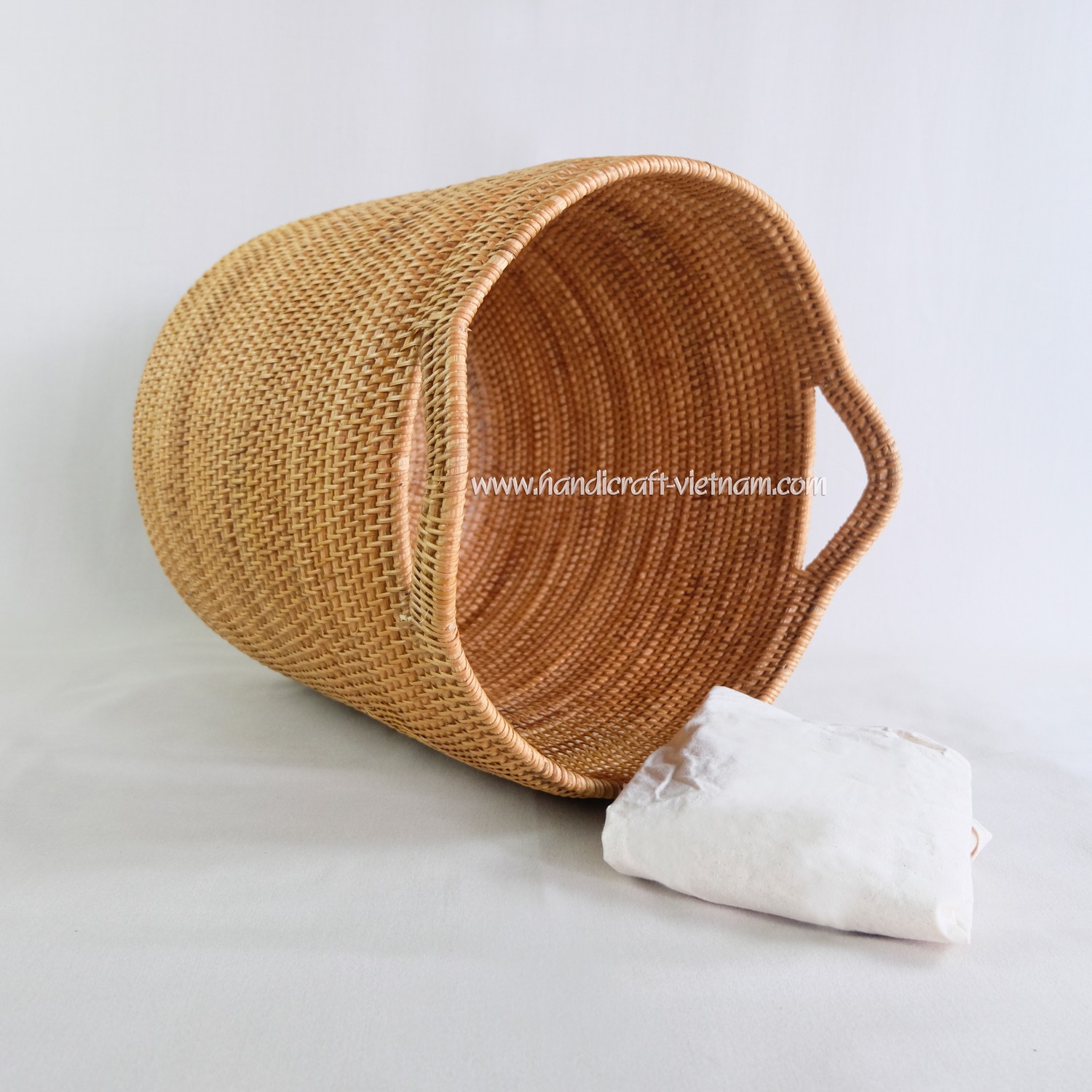 Giỏ guột tai mèo