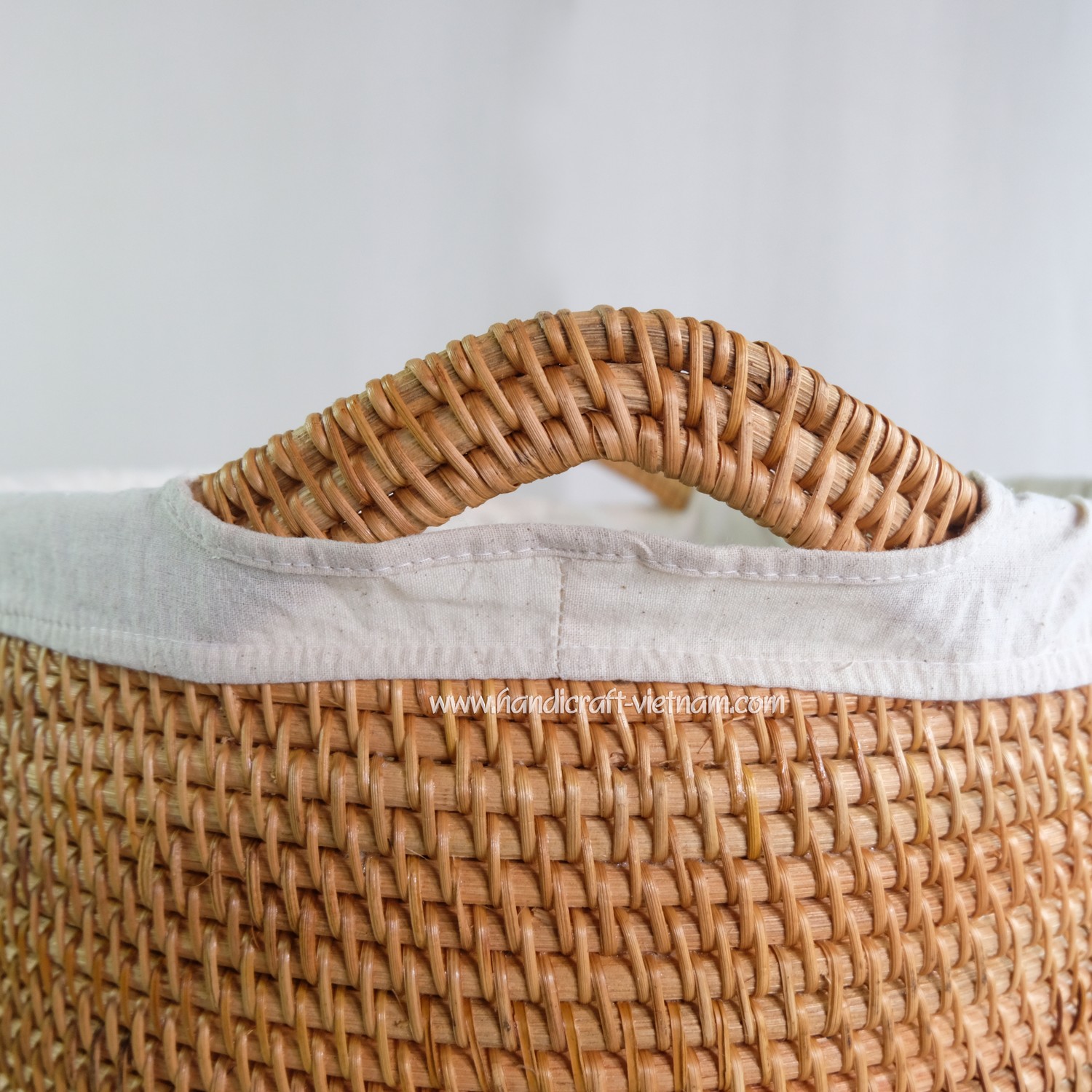 Giỏ guột tai mèo