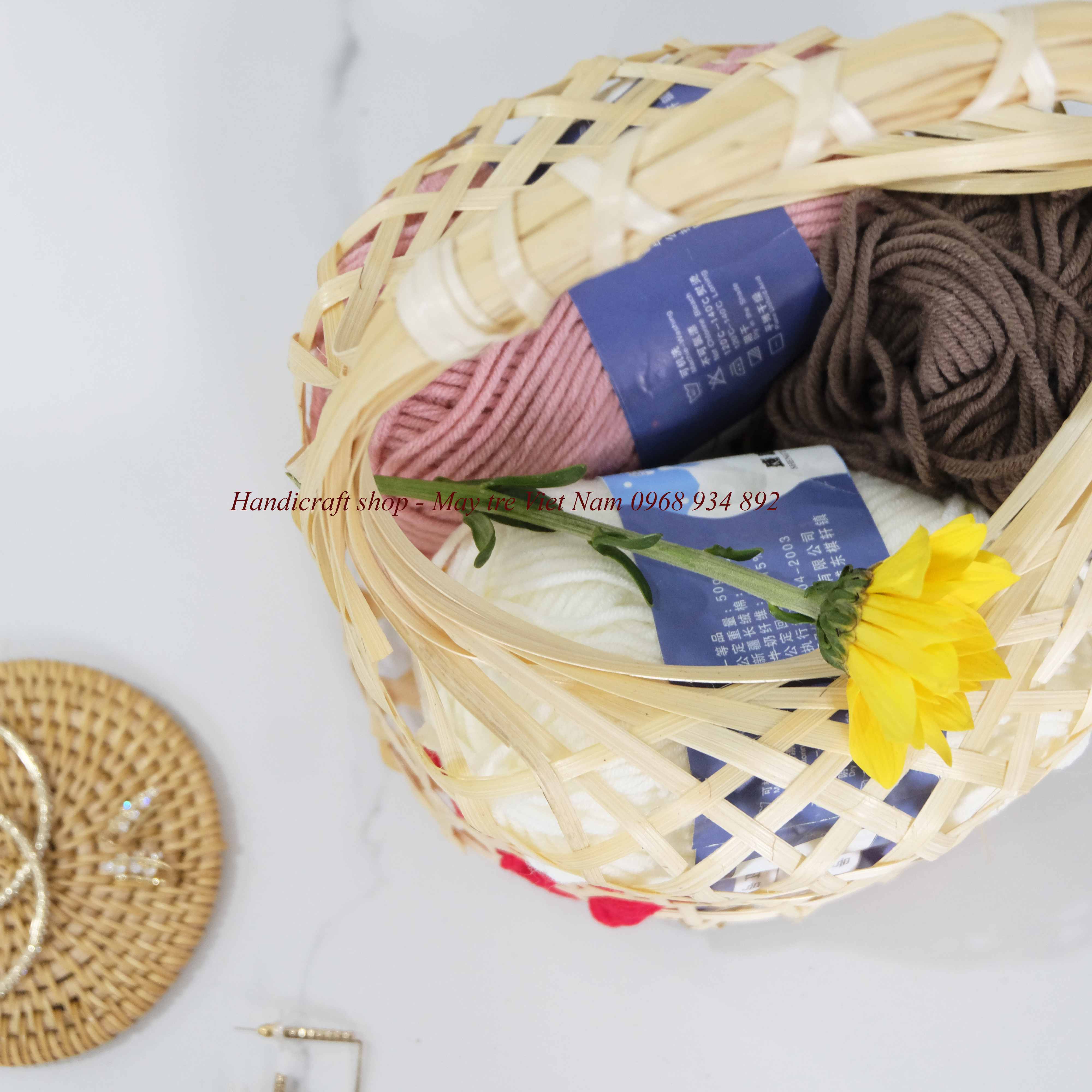 Giỏ tre tròn đan mắt cáo