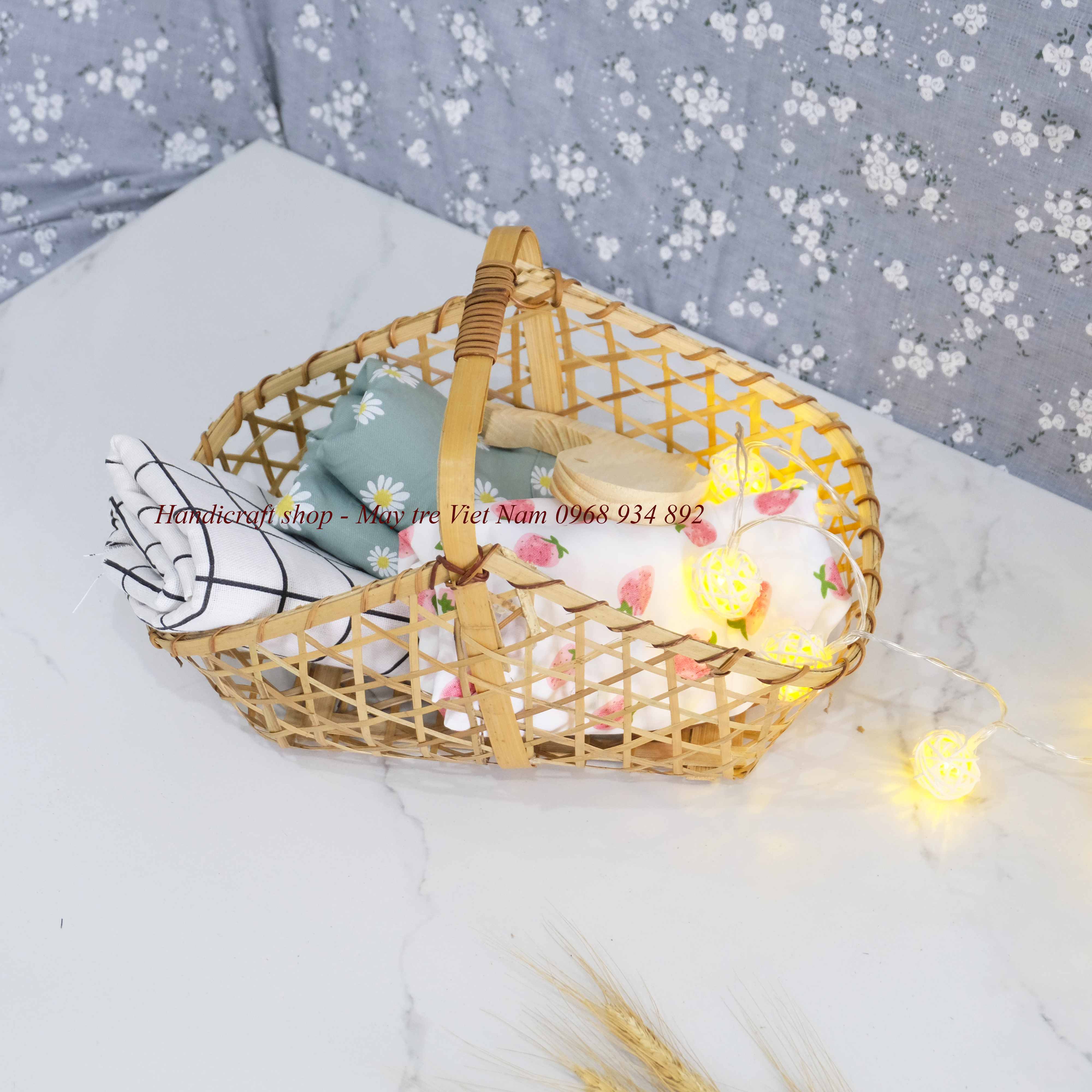 Giỏ tre quai ngang