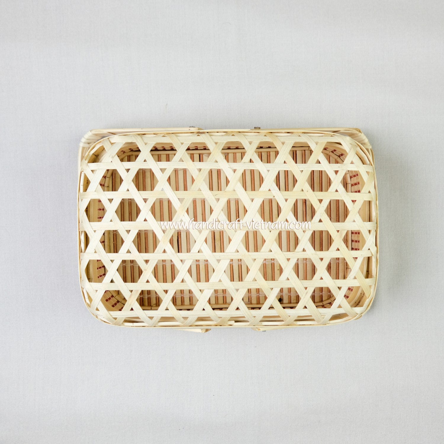 Giỏ tre nắp mắt cáo (Có quai)