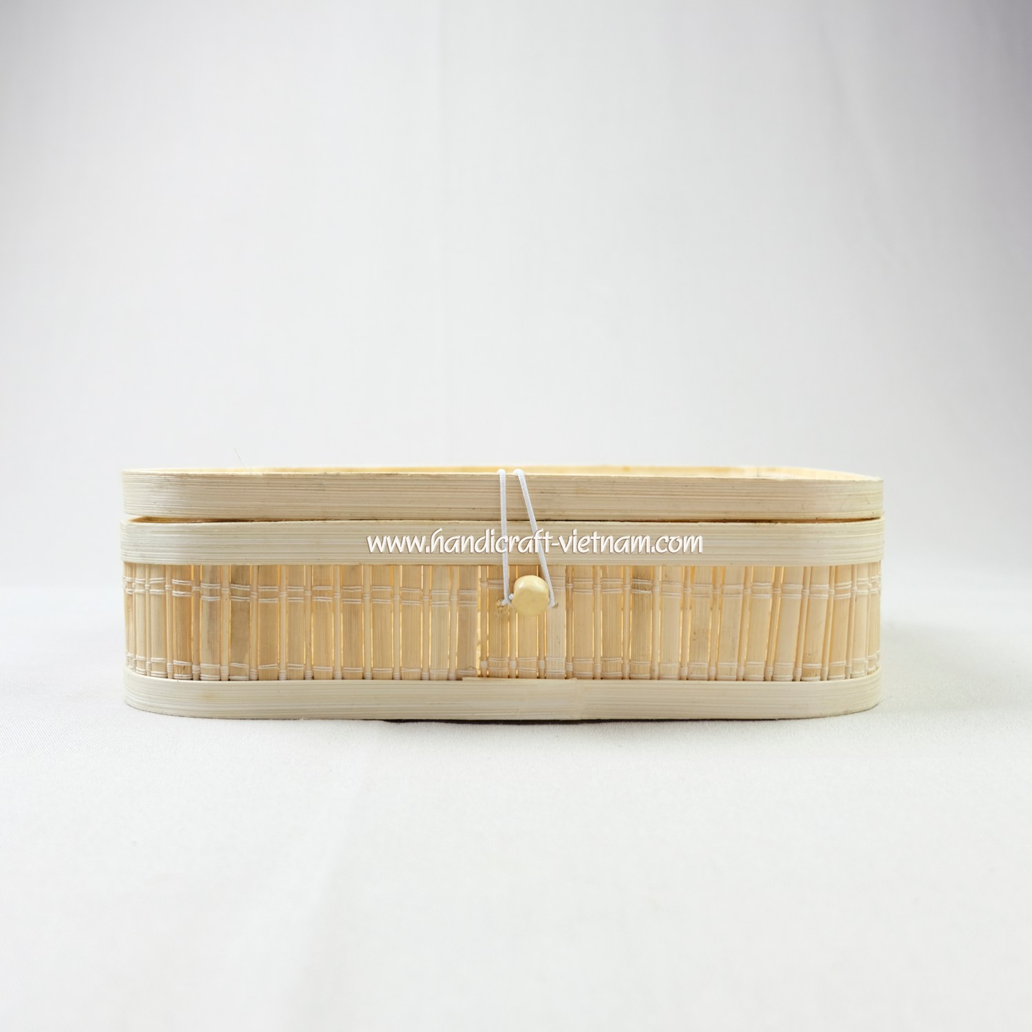 Hộp tre nắp mắt cáo