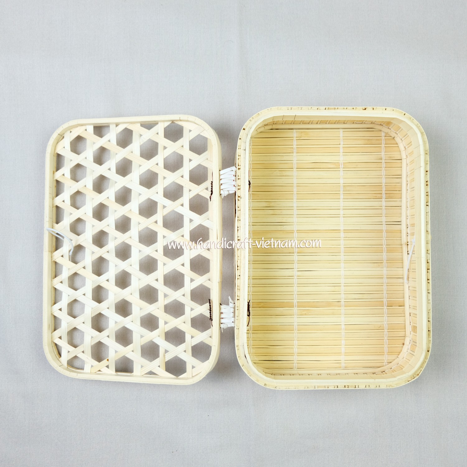 Hộp tre nắp mắt cáo