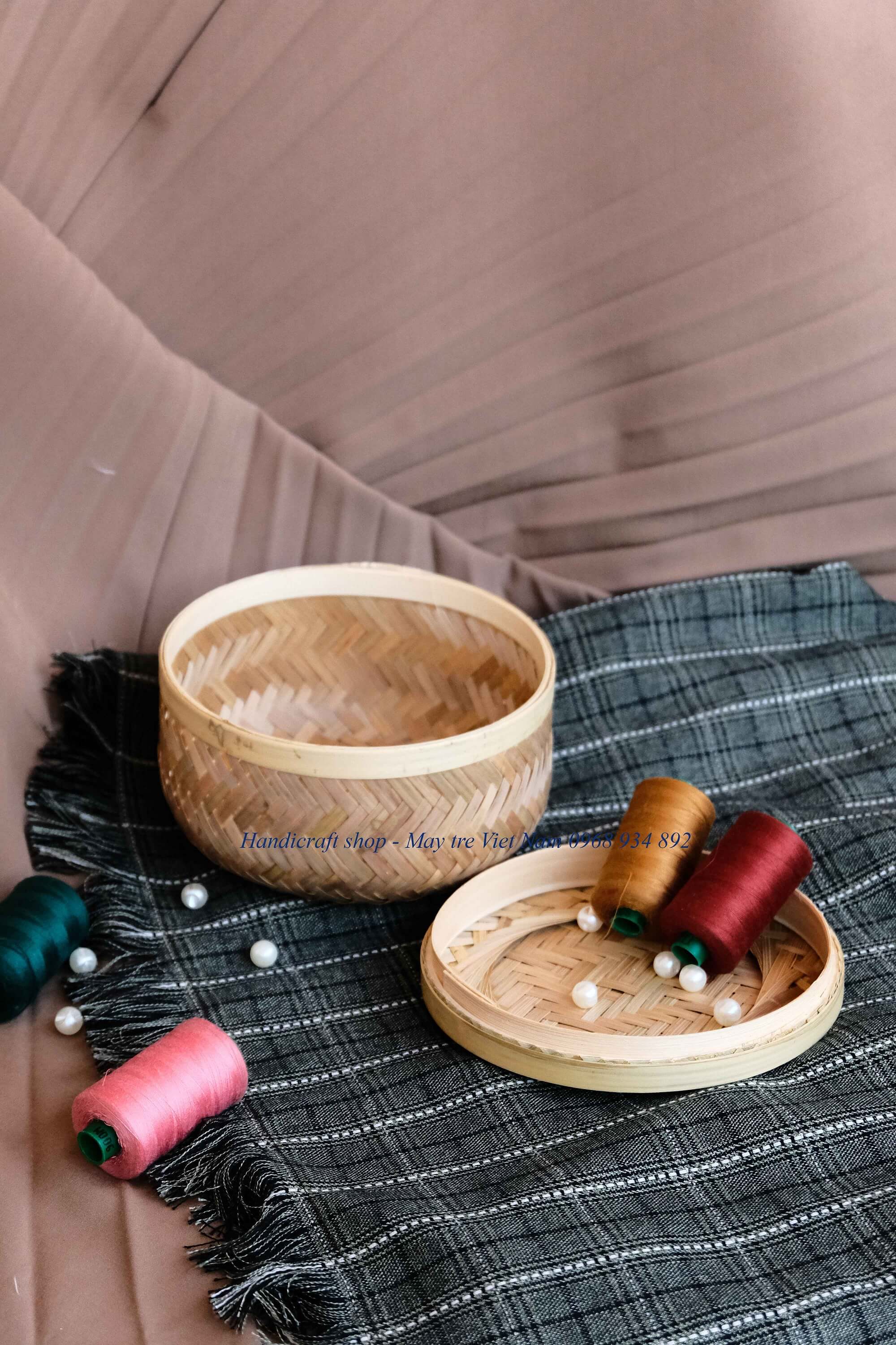 Hộp tre tròn nan cật (Có nắp)