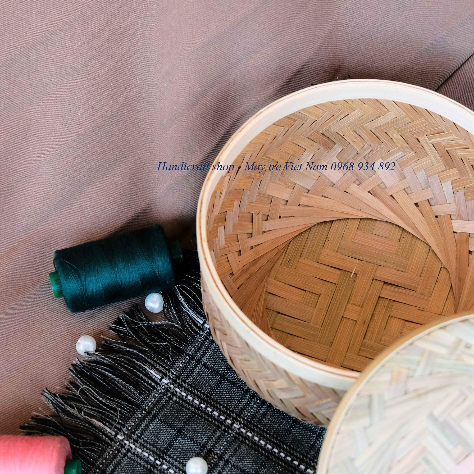 Hộp tre tròn nan cật (Có nắp)