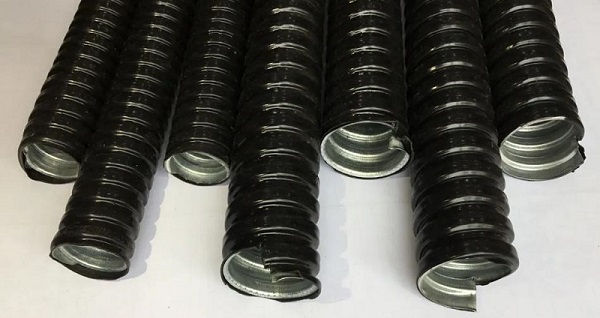 Ống ruột gà lõi thép bọc nhựa phi 32 - Ruôt gà sắt 1 inch