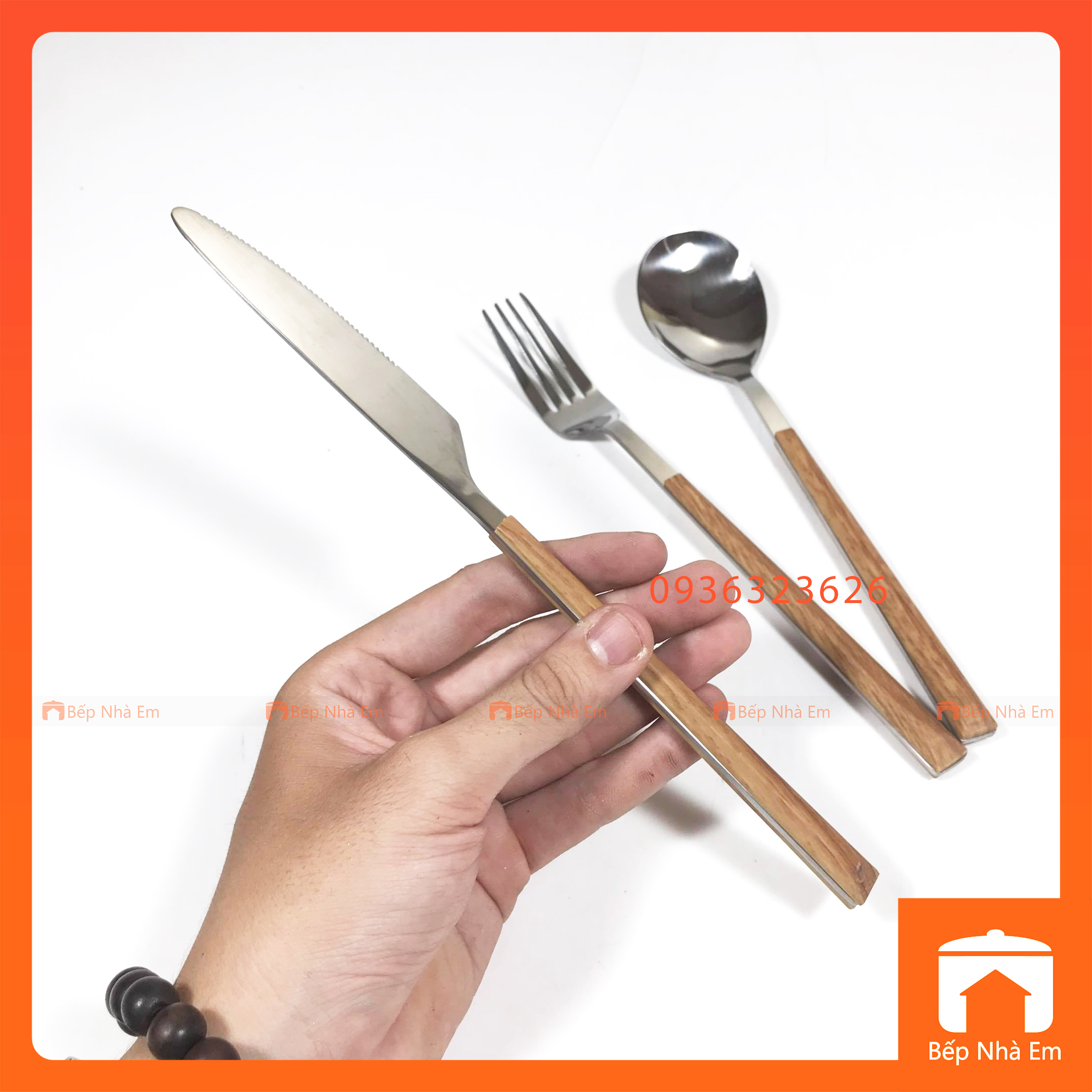 Bộ Dao Muỗng Nĩa Cán Gỗ Tiện Dụng - Hàng Cao Cấp