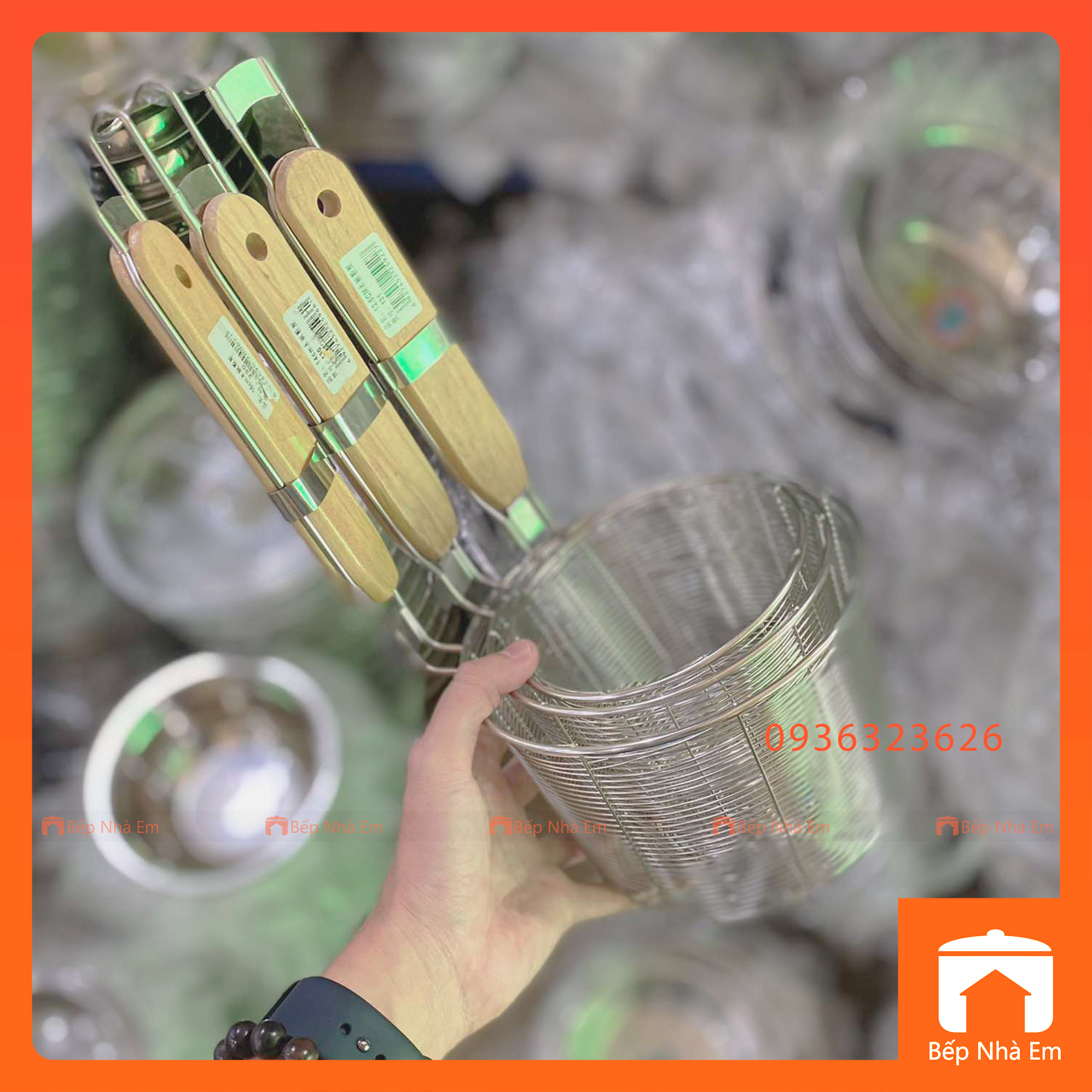 Vợt Hủ Tiếu Inox Dày Cán Gỗ Nhiều Size - Hàng Nhập Khẩu Trực Tiếp