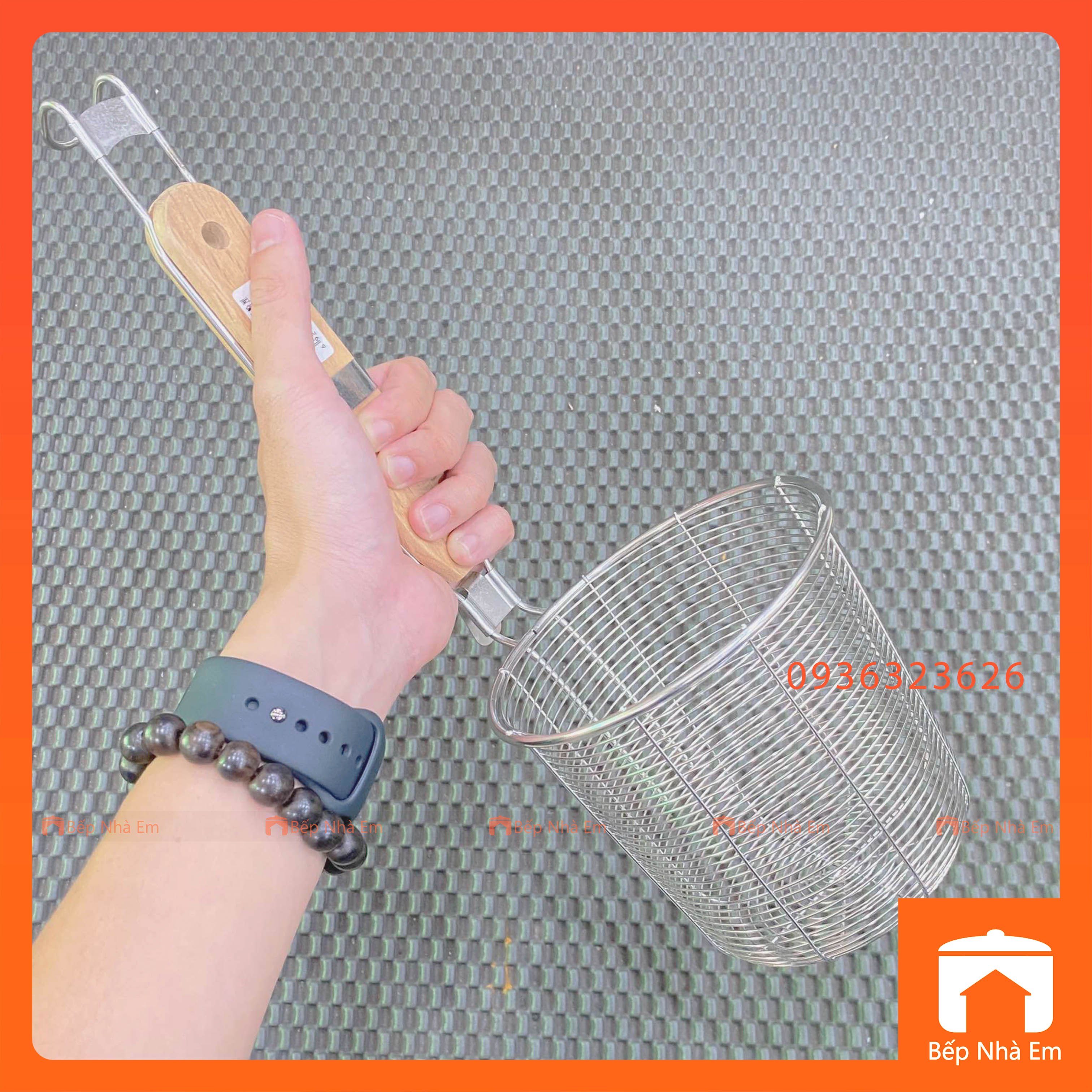 Vợt Hủ Tiếu Inox Dày Cán Gỗ Nhiều Size - Hàng Nhập Khẩu Trực Tiếp