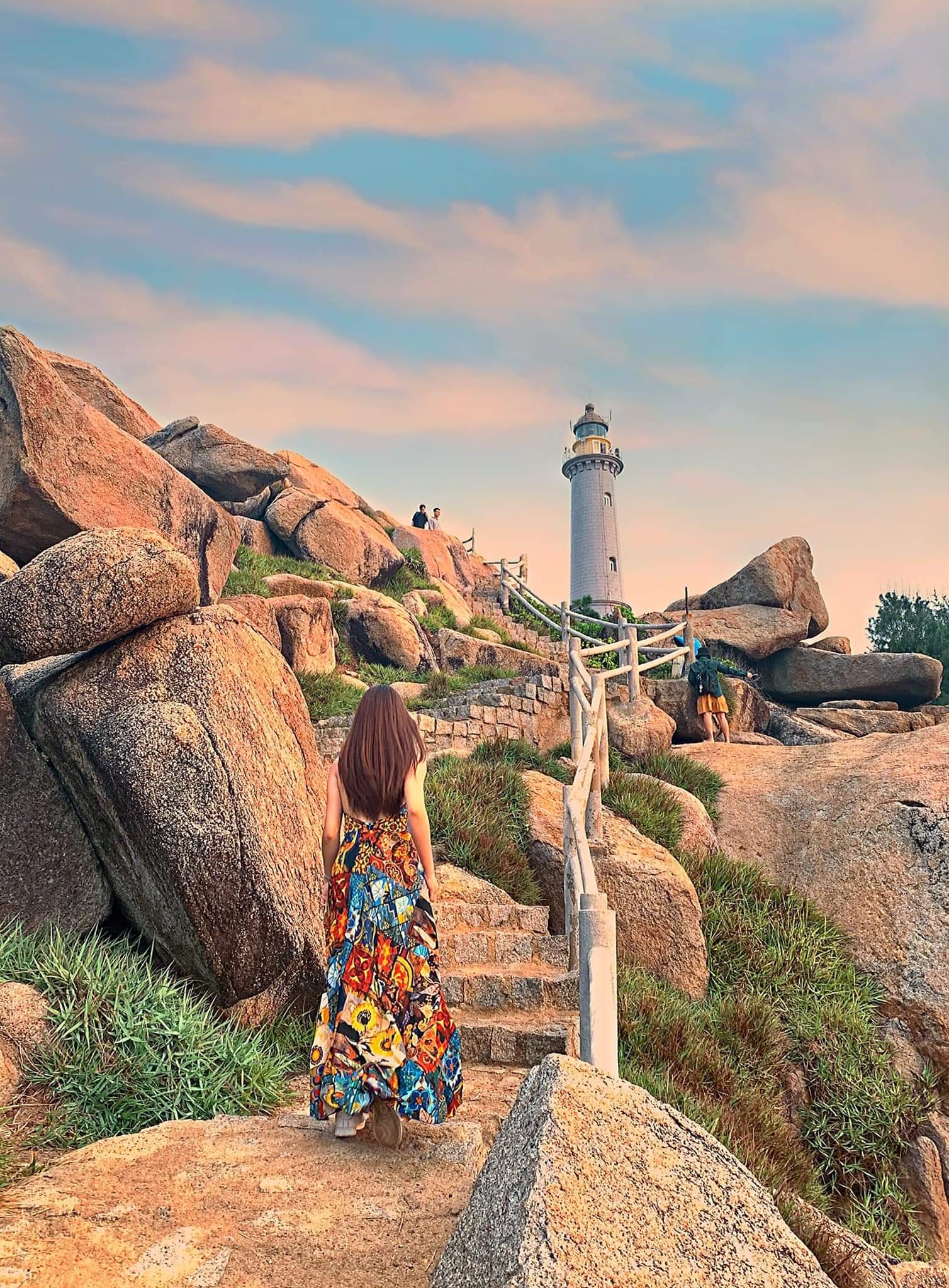 PHÚ YÊN - QUY NHƠN "HÀNH TRÌNH VỀ XỨ NẪU", Bay Vietnam Airline, Khách sạn 4*