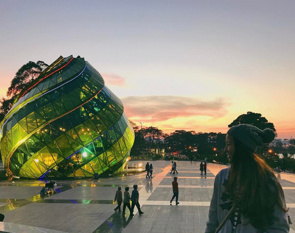 ĐÀ LẠT - THÀNH PHỐ NGÀN HOA, Bay Vietnam Airline, Khách sạn 4*