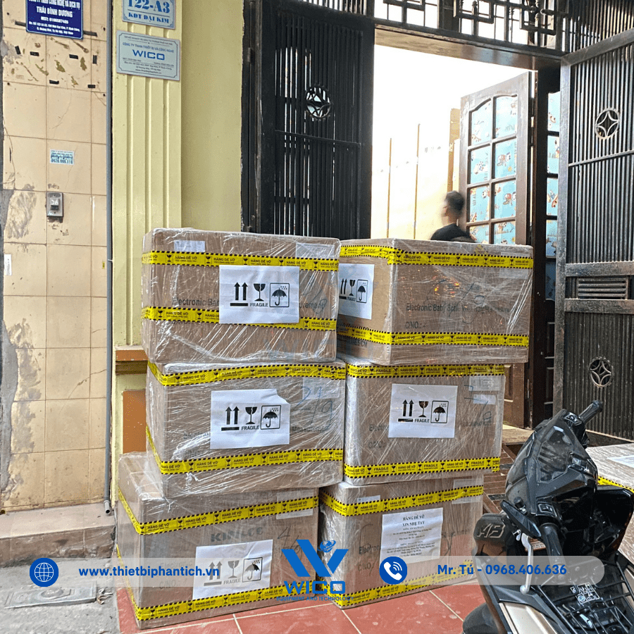Đóng gói hàng cẩn thận trước khi giao tới tay khách hàng