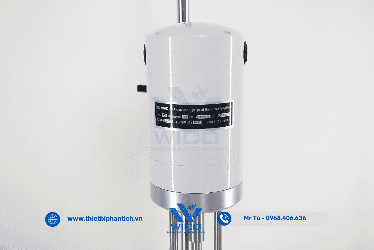 Thông số nổi bật được thể hiện tại đầu máy JRJ300-D-1