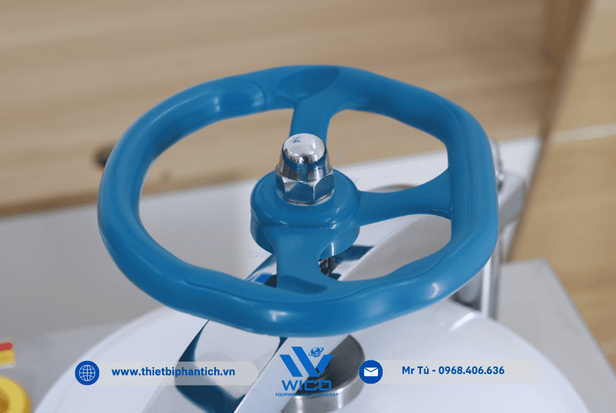 Tay nắm vặn Nồi hấp tiệt trùng LS-50HV