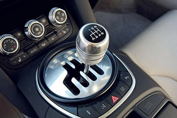 Hướng dẫn lái xe ô tô chạy đường trường chi tiết